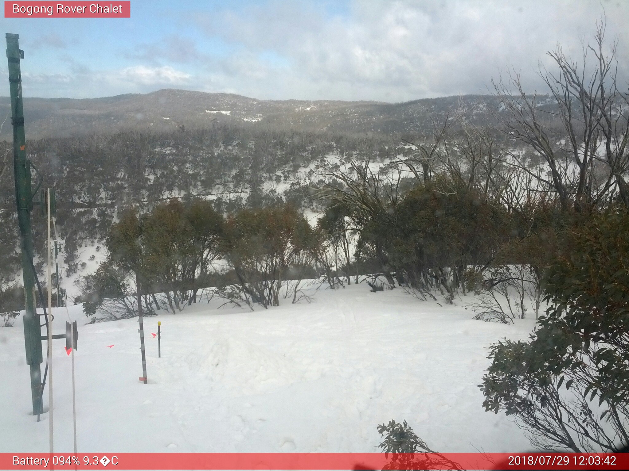 Bogong Web Cam 12:03pm Sunday 29th of July 2018