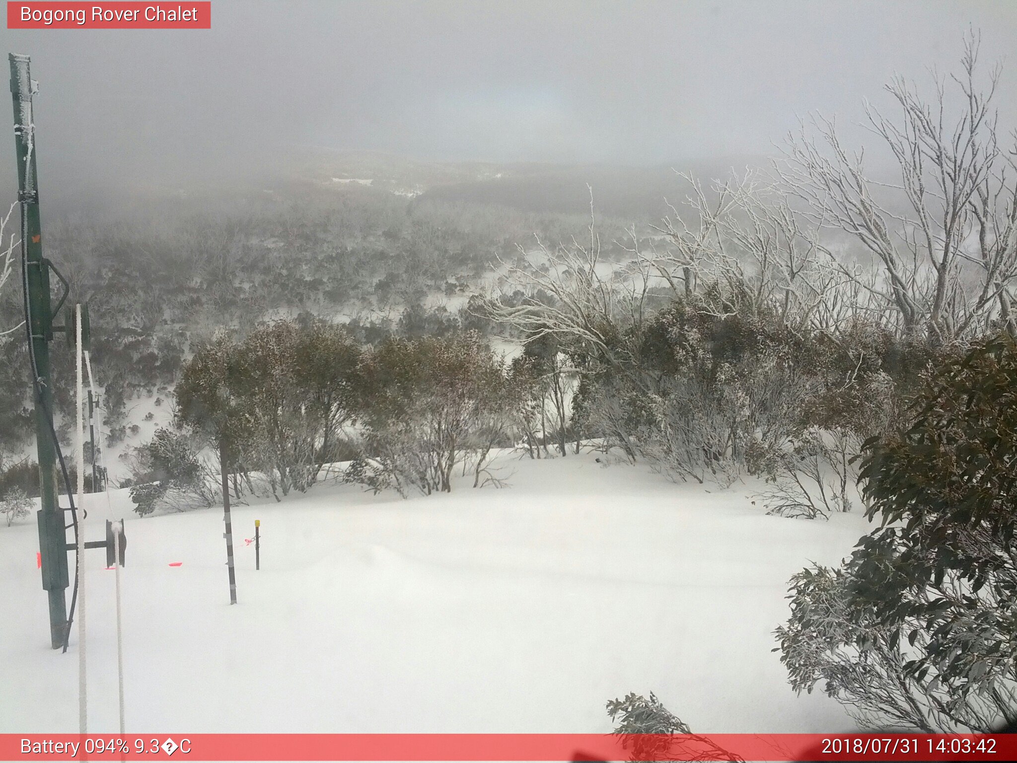 Bogong Web Cam 2:03pm Tuesday 31st of July 2018