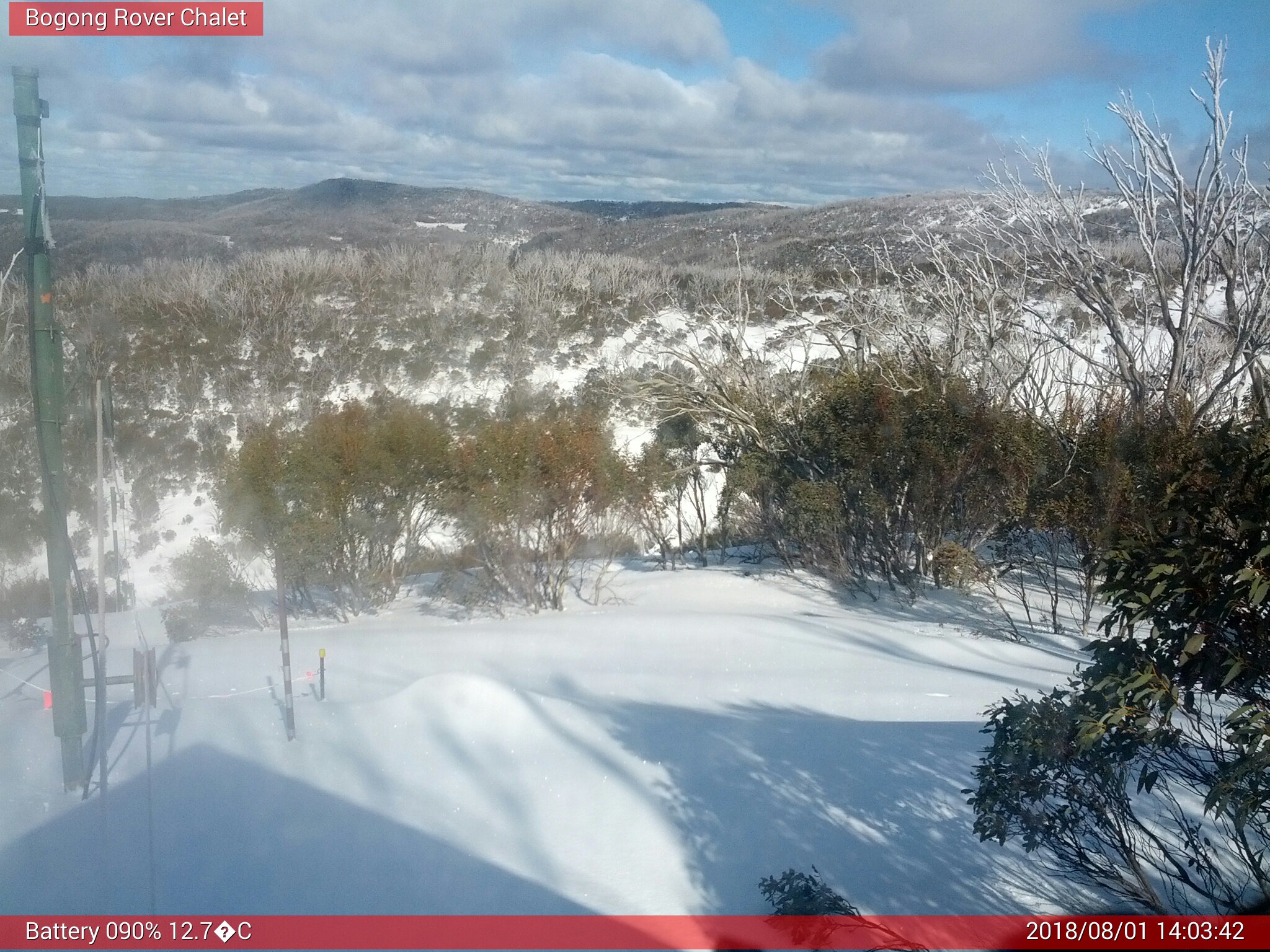 Bogong Web Cam 2:03pm Wednesday 1st of August 2018