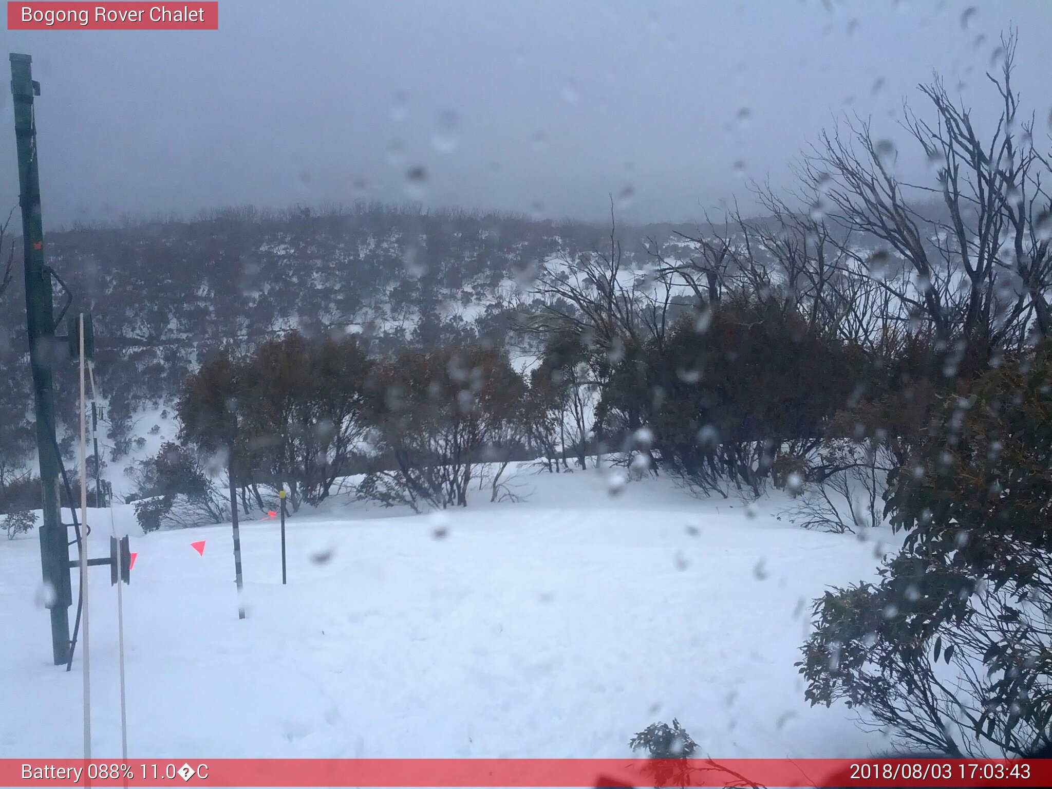 Bogong Web Cam 5:03pm Friday 3rd of August 2018