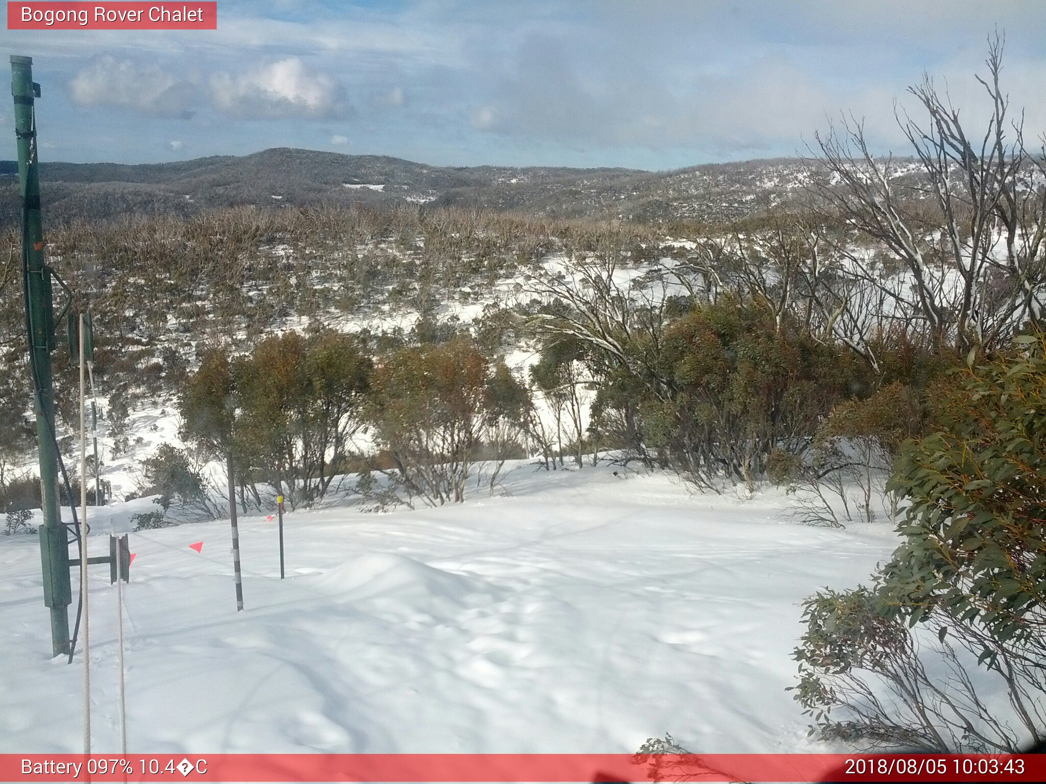 Bogong Web Cam 10:03am Sunday 5th of August 2018