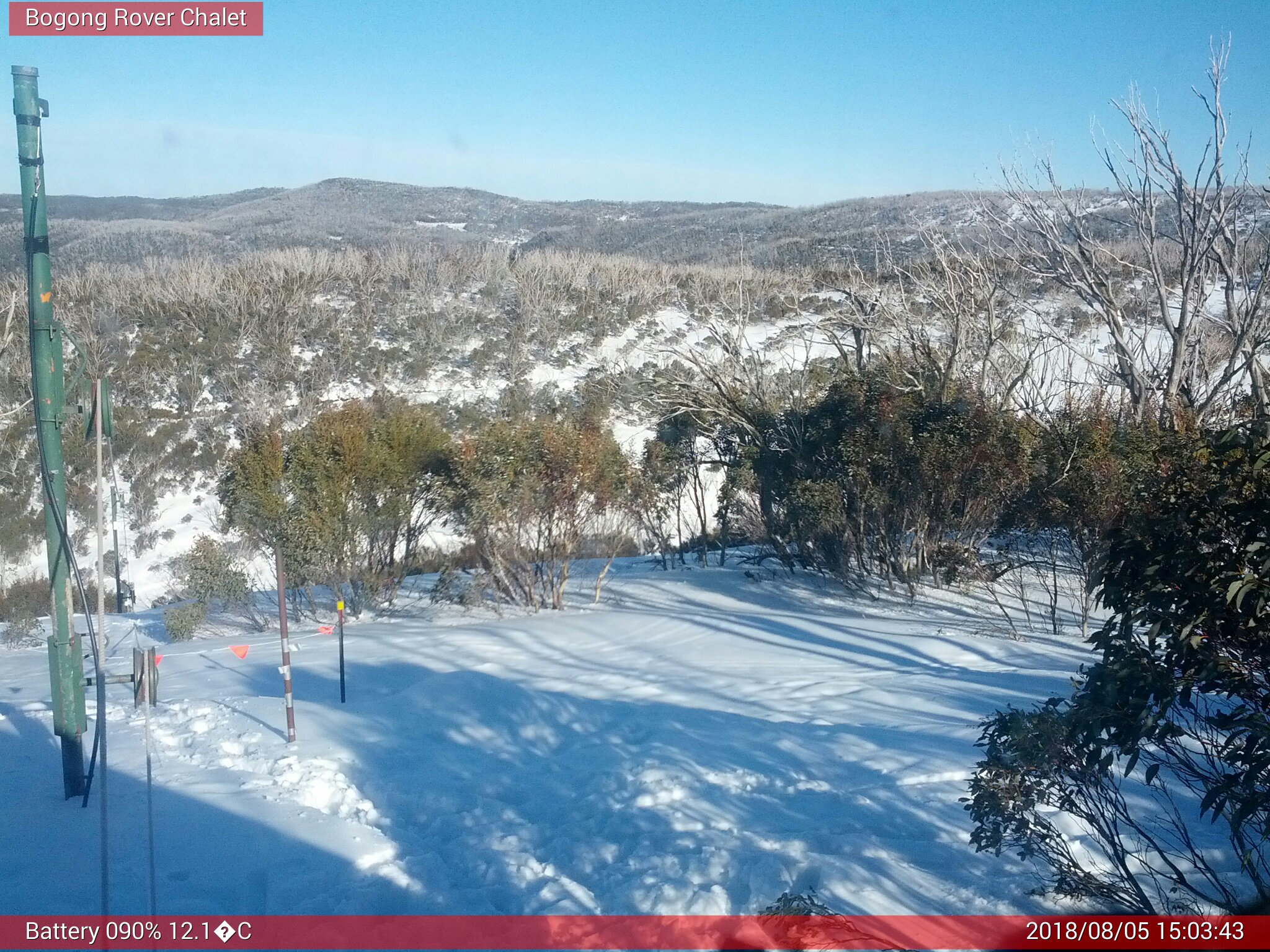 Bogong Web Cam 3:03pm Sunday 5th of August 2018