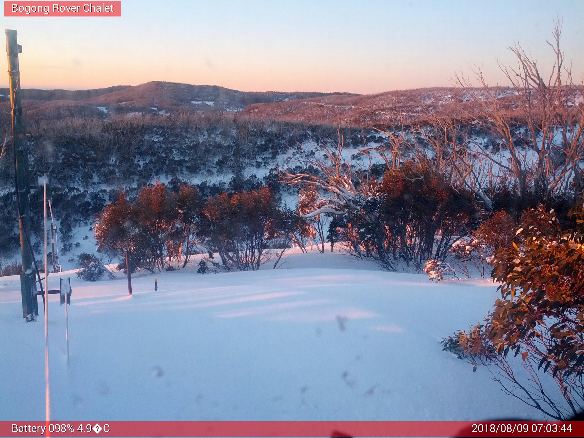 Bogong Web Cam 7:03am Thursday 9th of August 2018