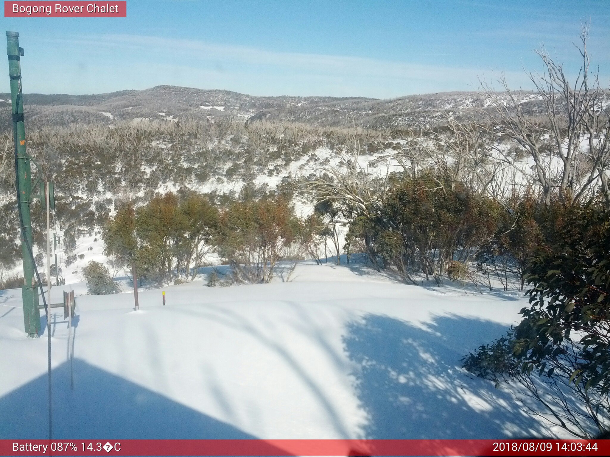 Bogong Web Cam 2:03pm Thursday 9th of August 2018