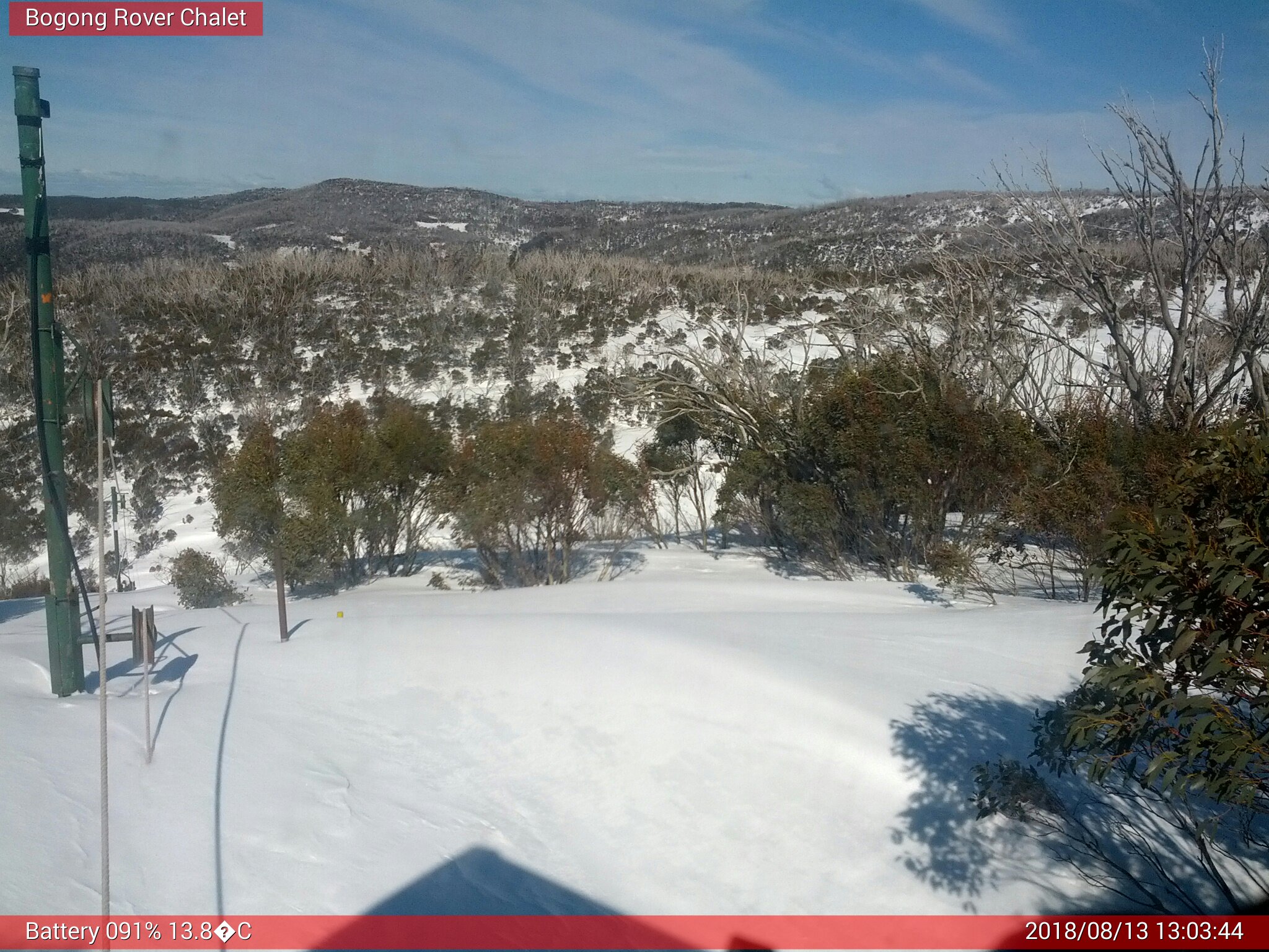 Bogong Web Cam 1:03pm Monday 13th of August 2018