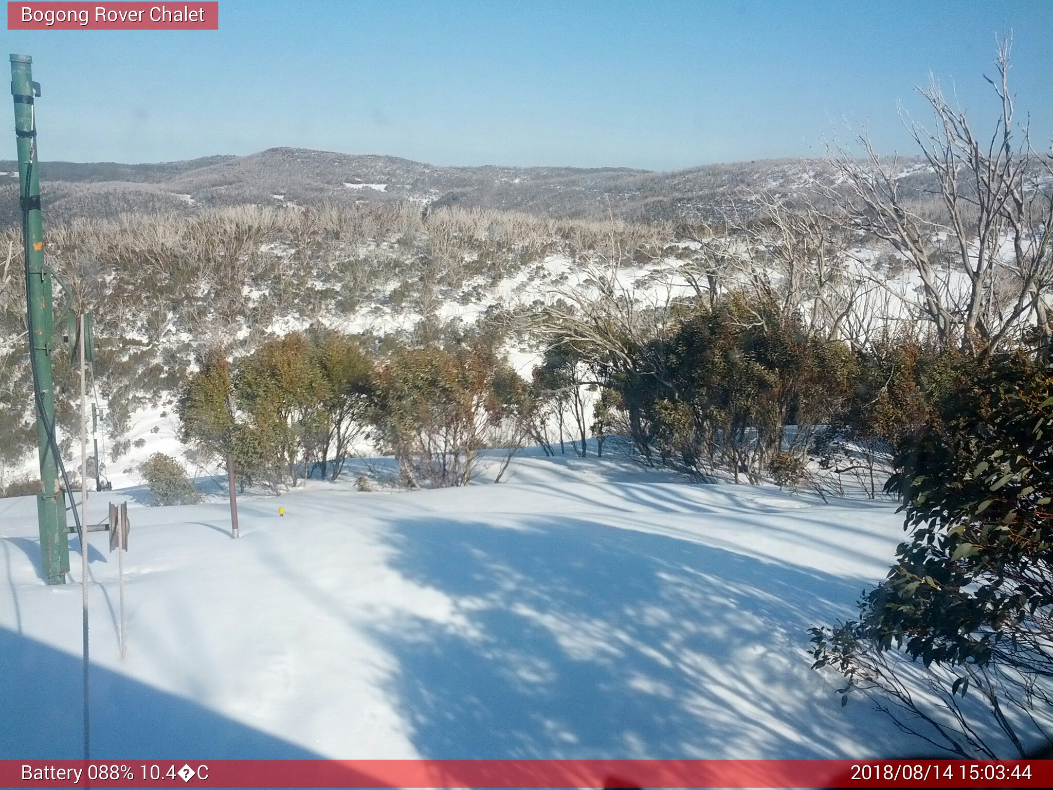 Bogong Web Cam 3:03pm Tuesday 14th of August 2018