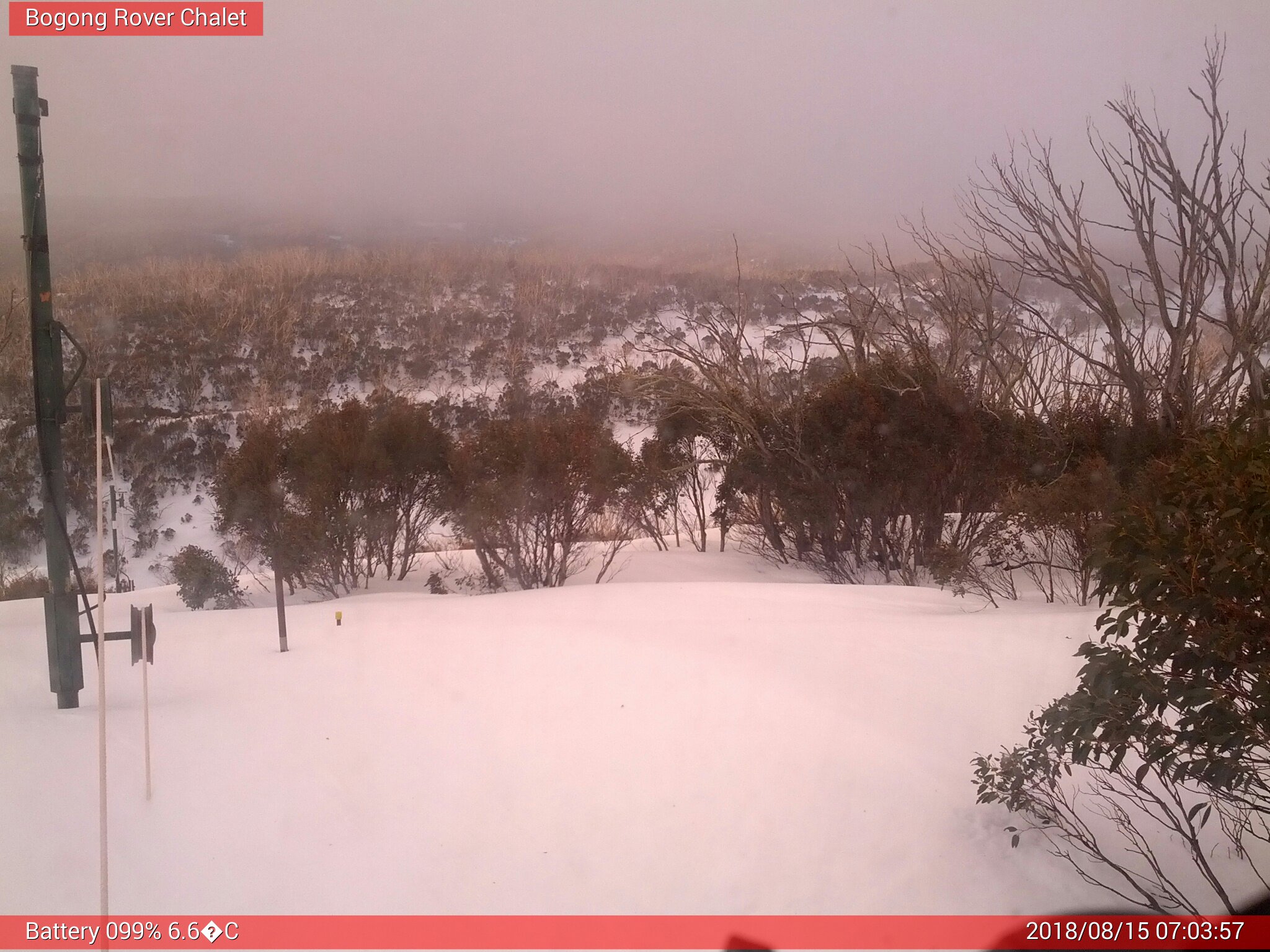 Bogong Web Cam 7:03am Wednesday 15th of August 2018