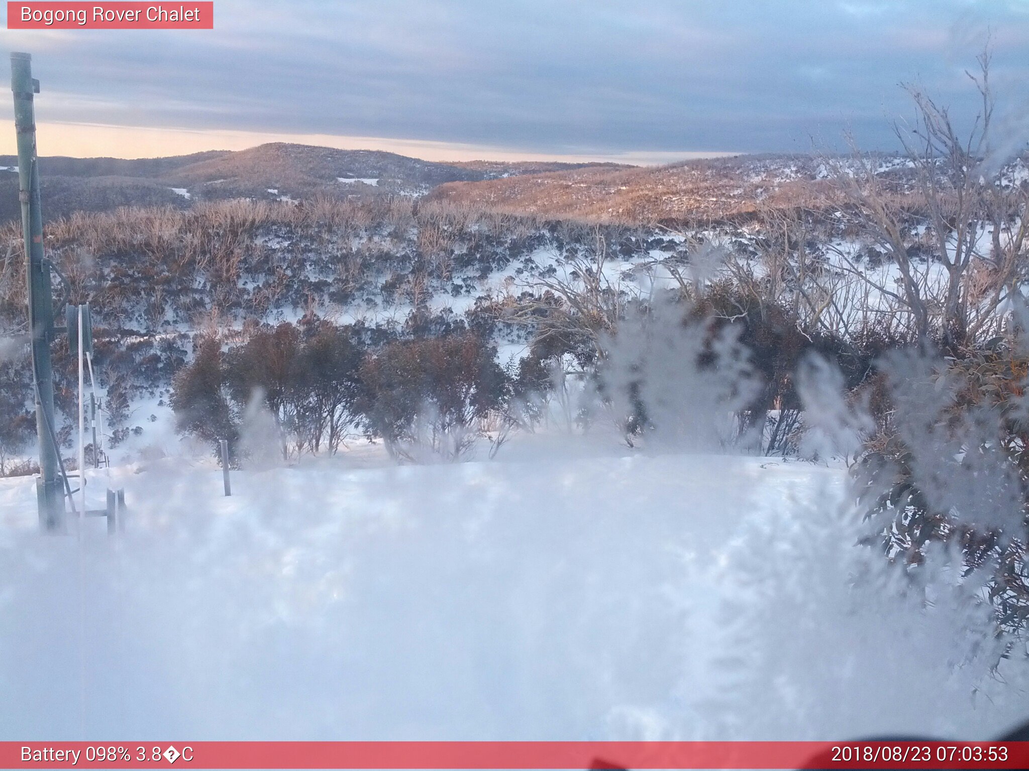 Bogong Web Cam 7:03am Thursday 23rd of August 2018