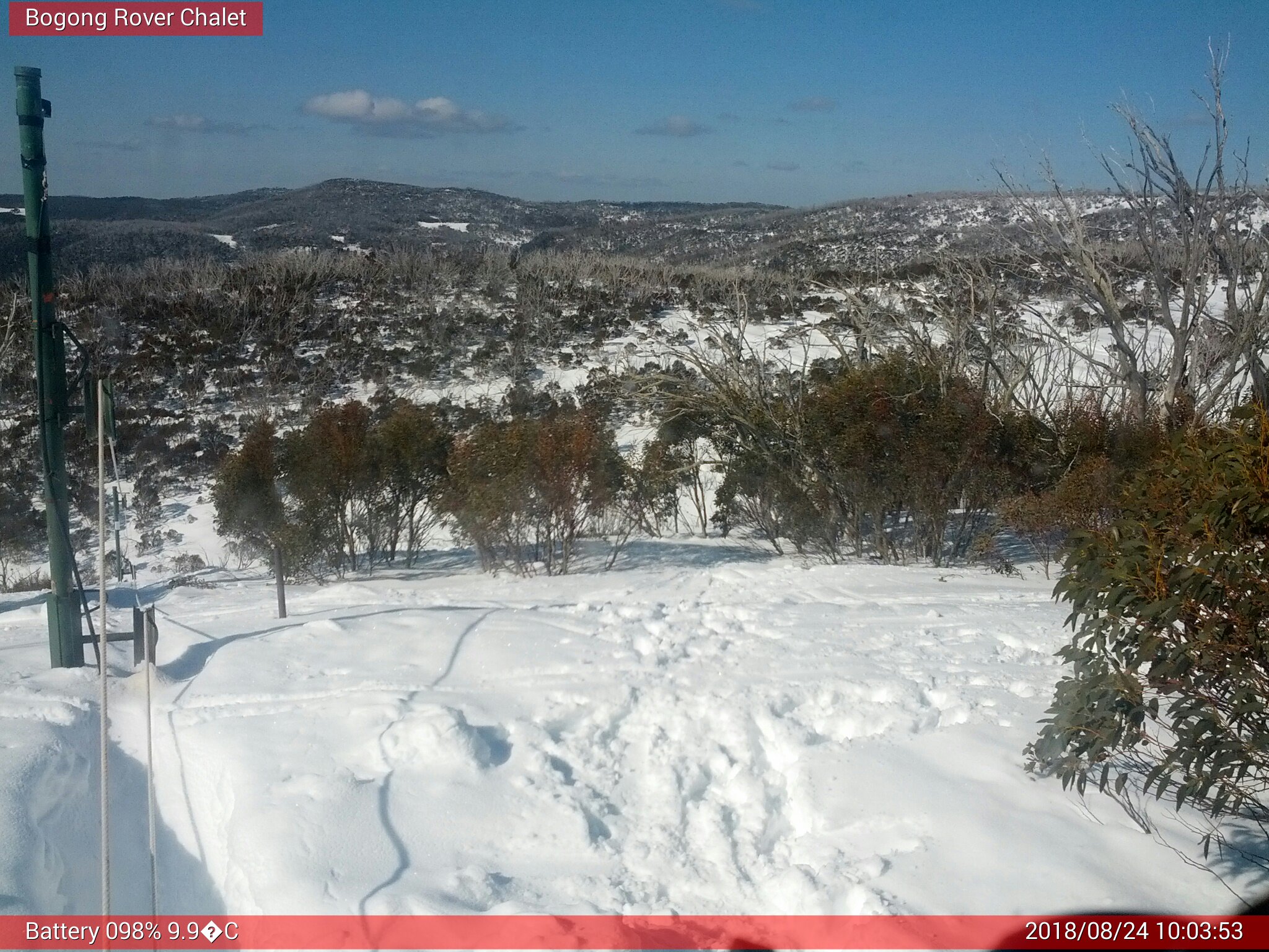 Bogong Web Cam 10:03am Friday 24th of August 2018