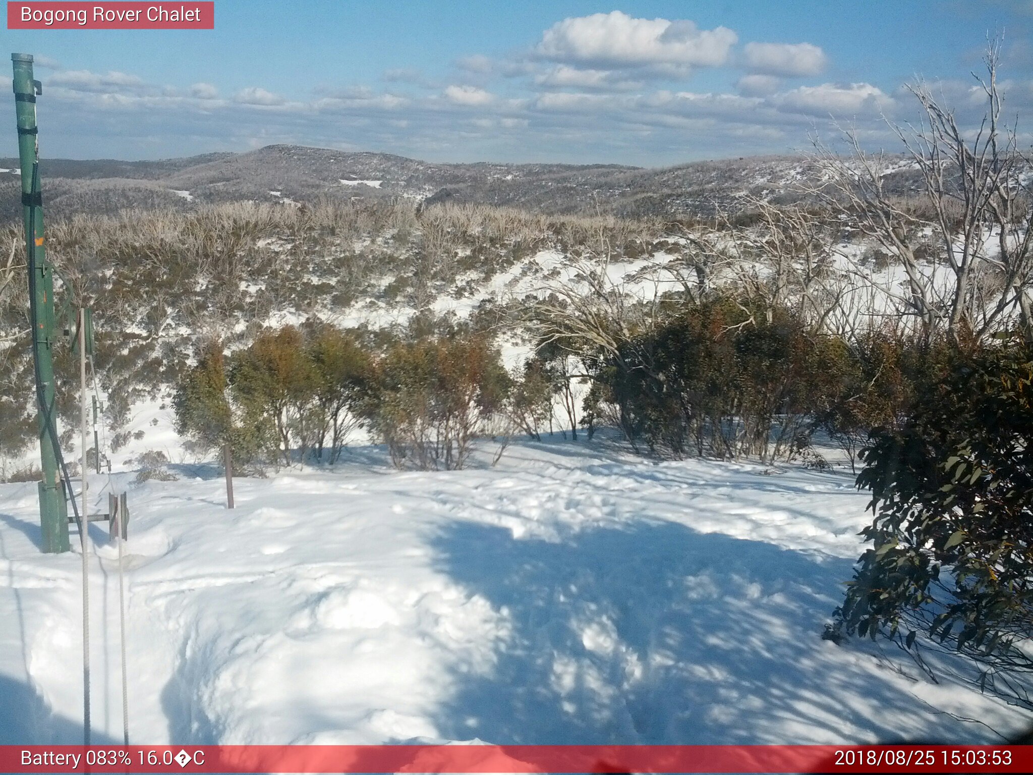 Bogong Web Cam 3:03pm Saturday 25th of August 2018