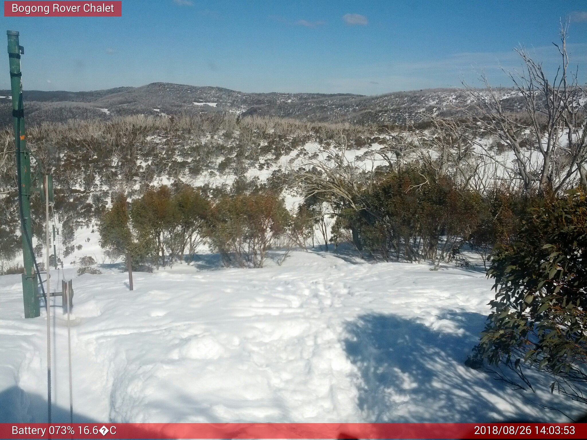 Bogong Web Cam 2:03pm Sunday 26th of August 2018