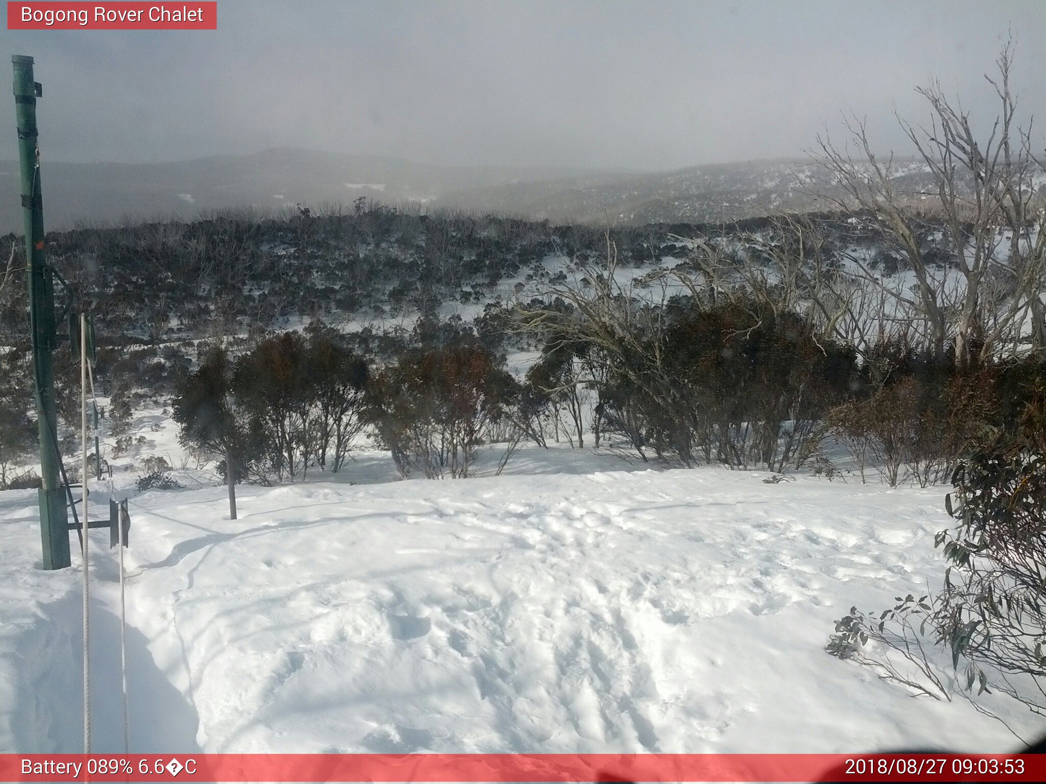 Bogong Web Cam 9:03am Monday 27th of August 2018