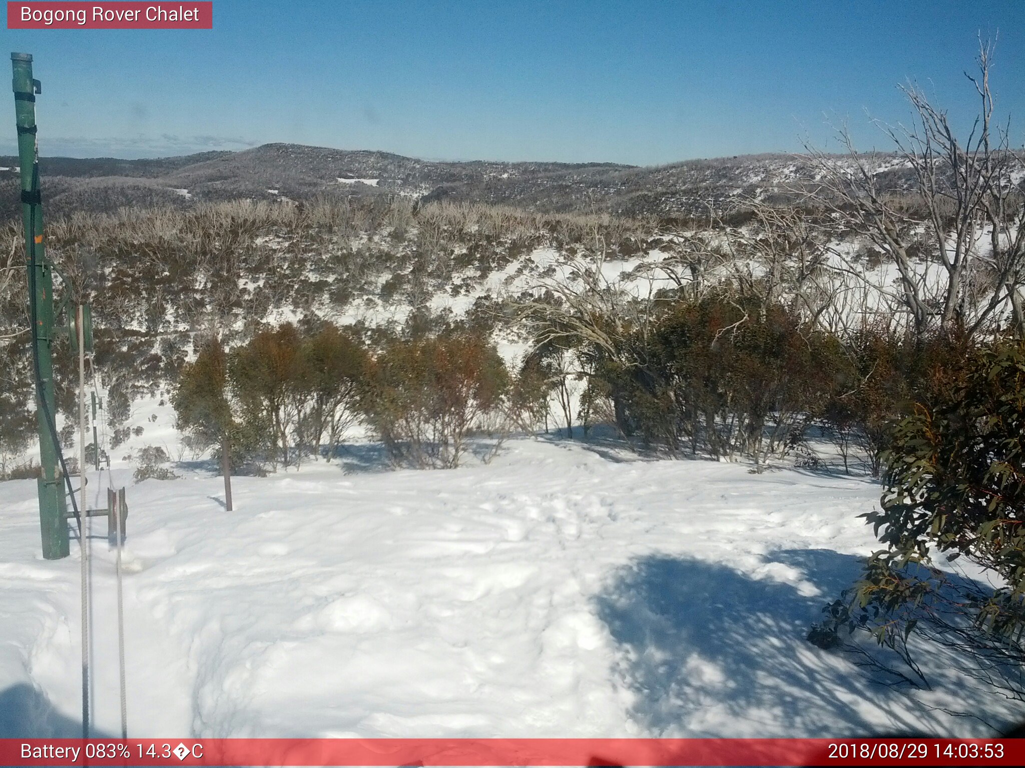 Bogong Web Cam 2:03pm Wednesday 29th of August 2018