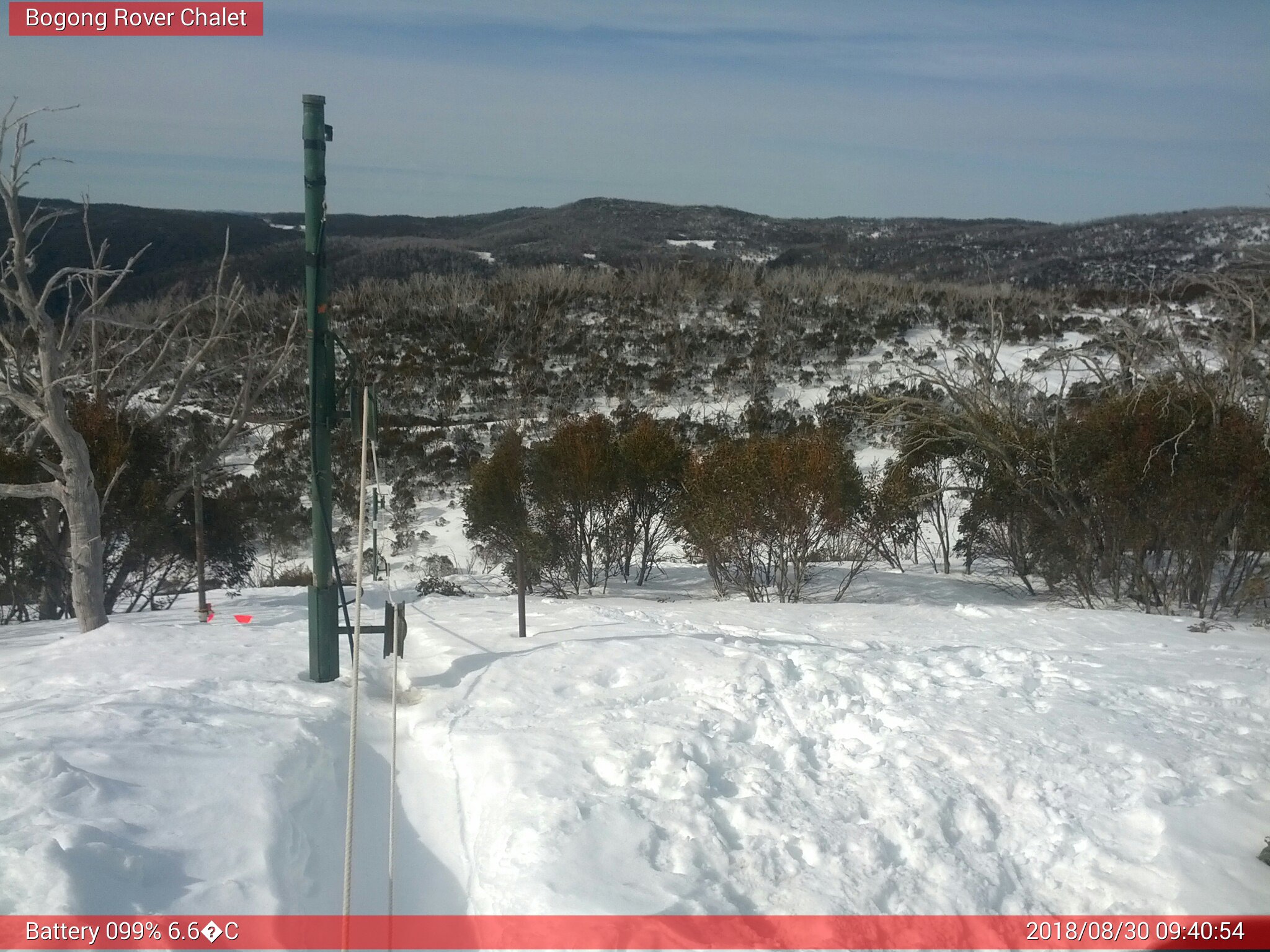 Bogong Web Cam 9:40am Thursday 30th of August 2018