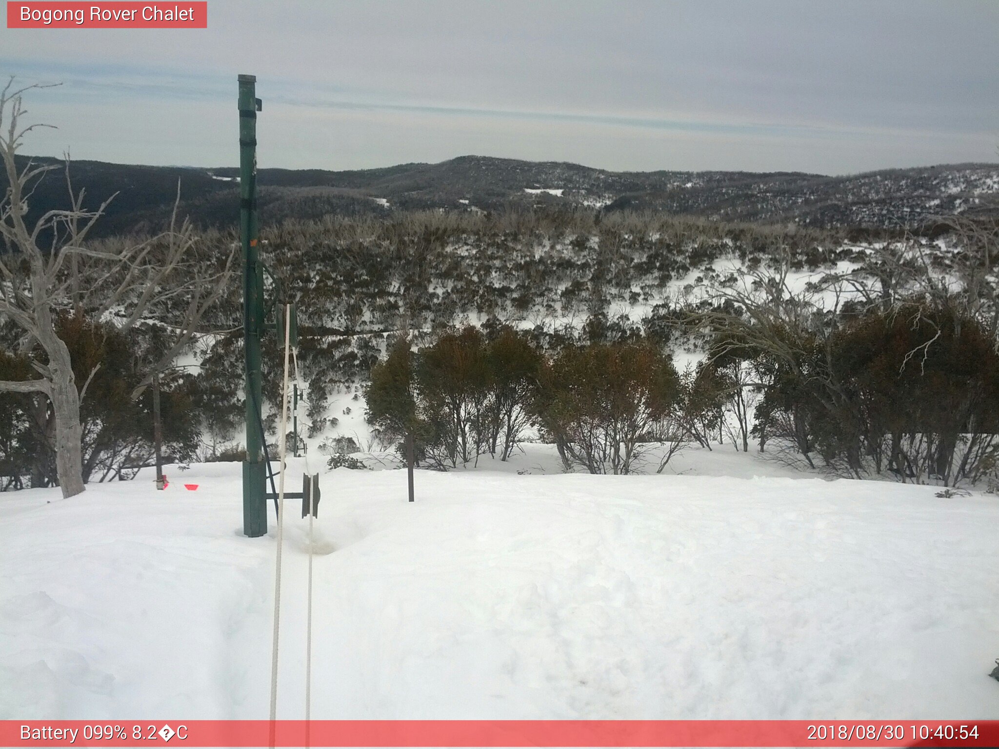 Bogong Web Cam 10:40am Thursday 30th of August 2018