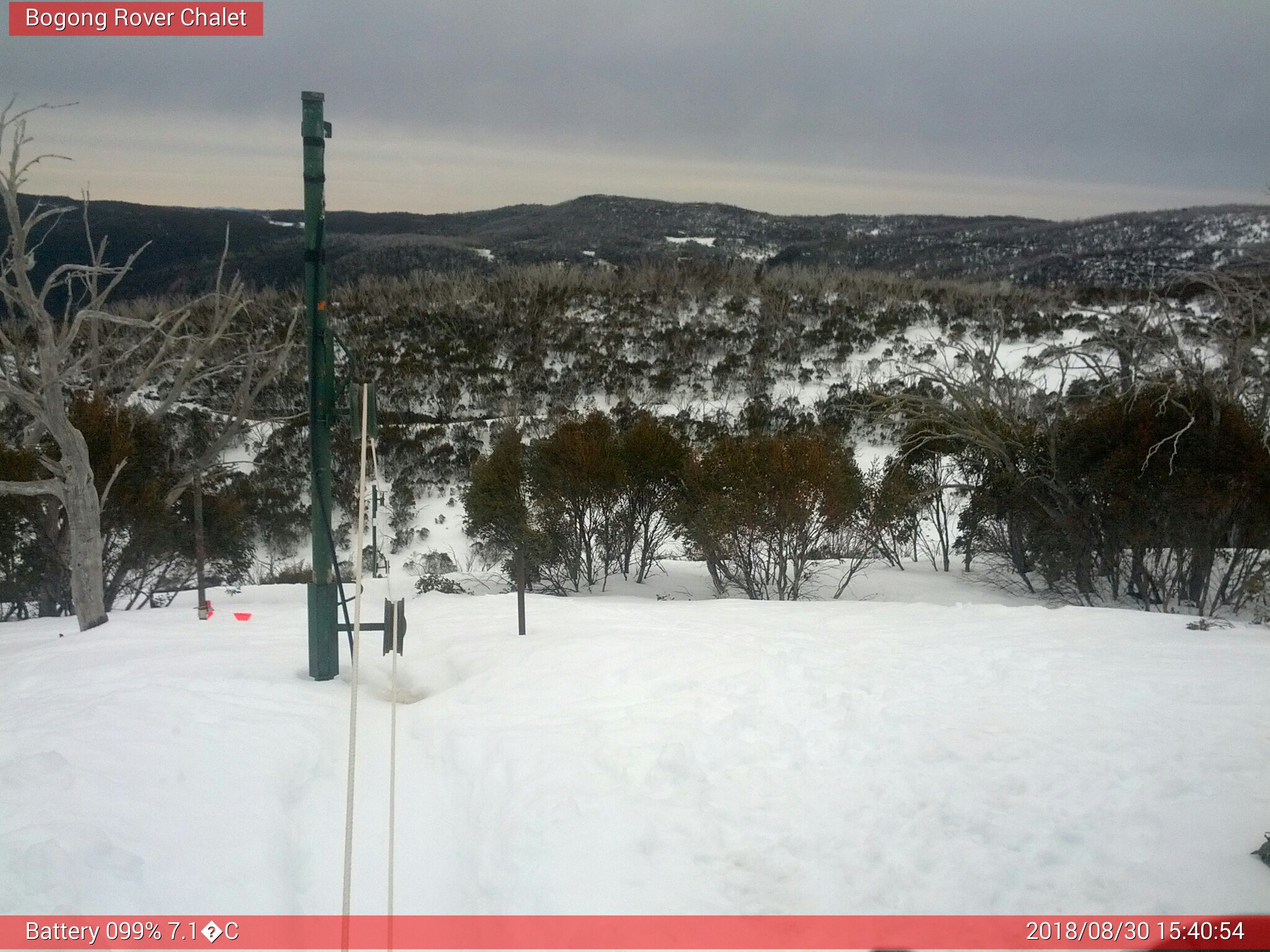 Bogong Web Cam 3:40pm Thursday 30th of August 2018