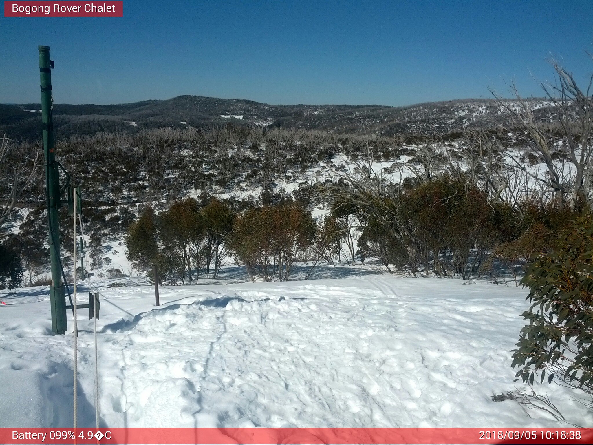 Bogong Web Cam 10:18am Wednesday 5th of September 2018