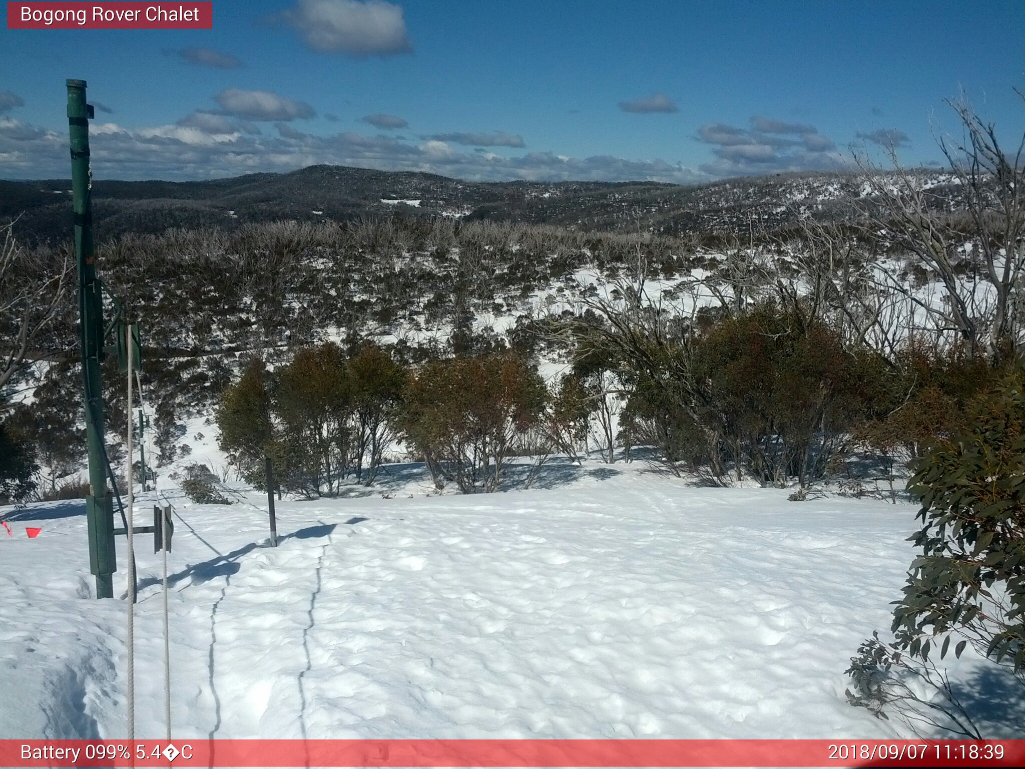 Bogong Web Cam 11:18am Friday 7th of September 2018