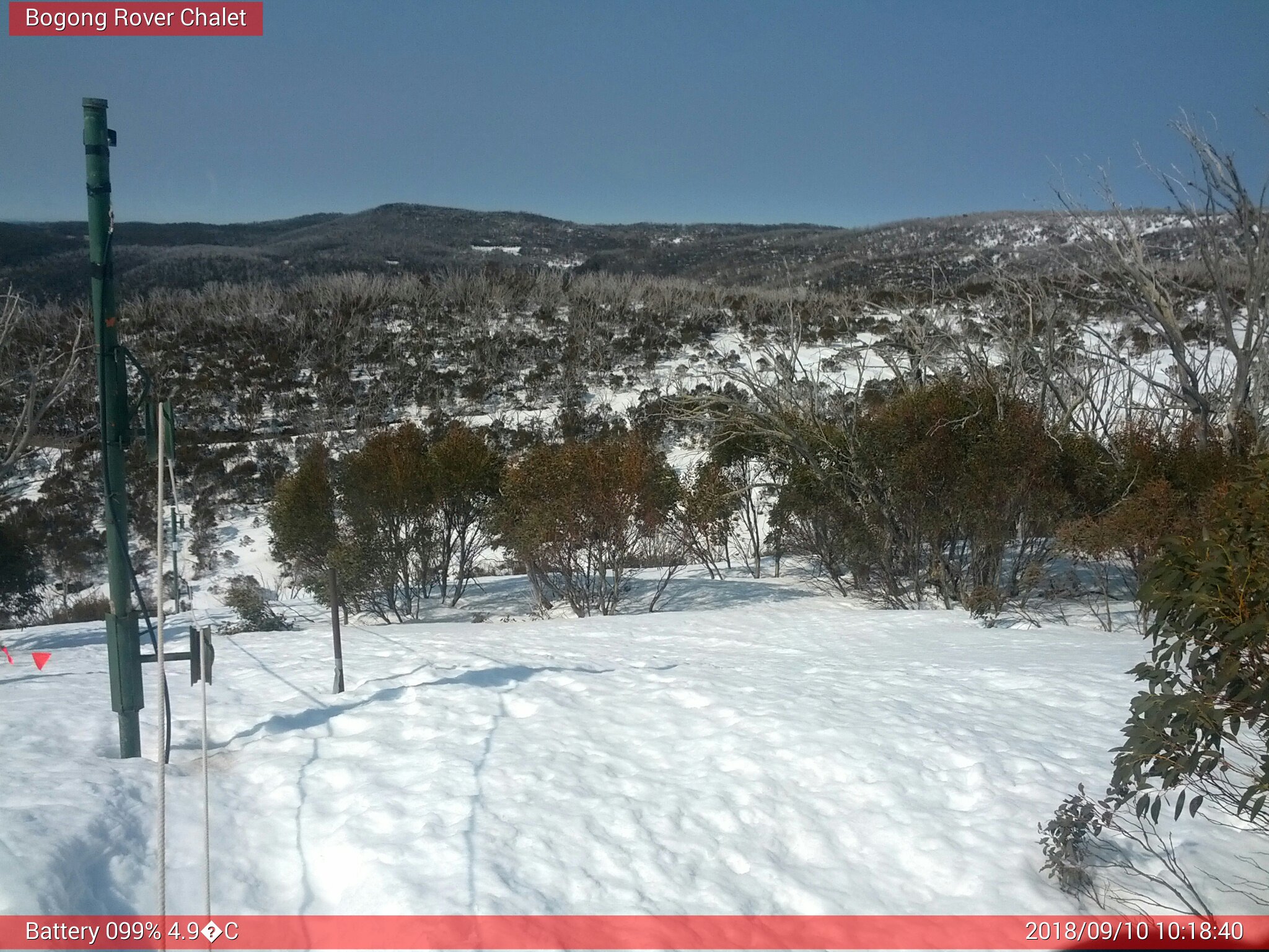 Bogong Web Cam 10:18am Monday 10th of September 2018