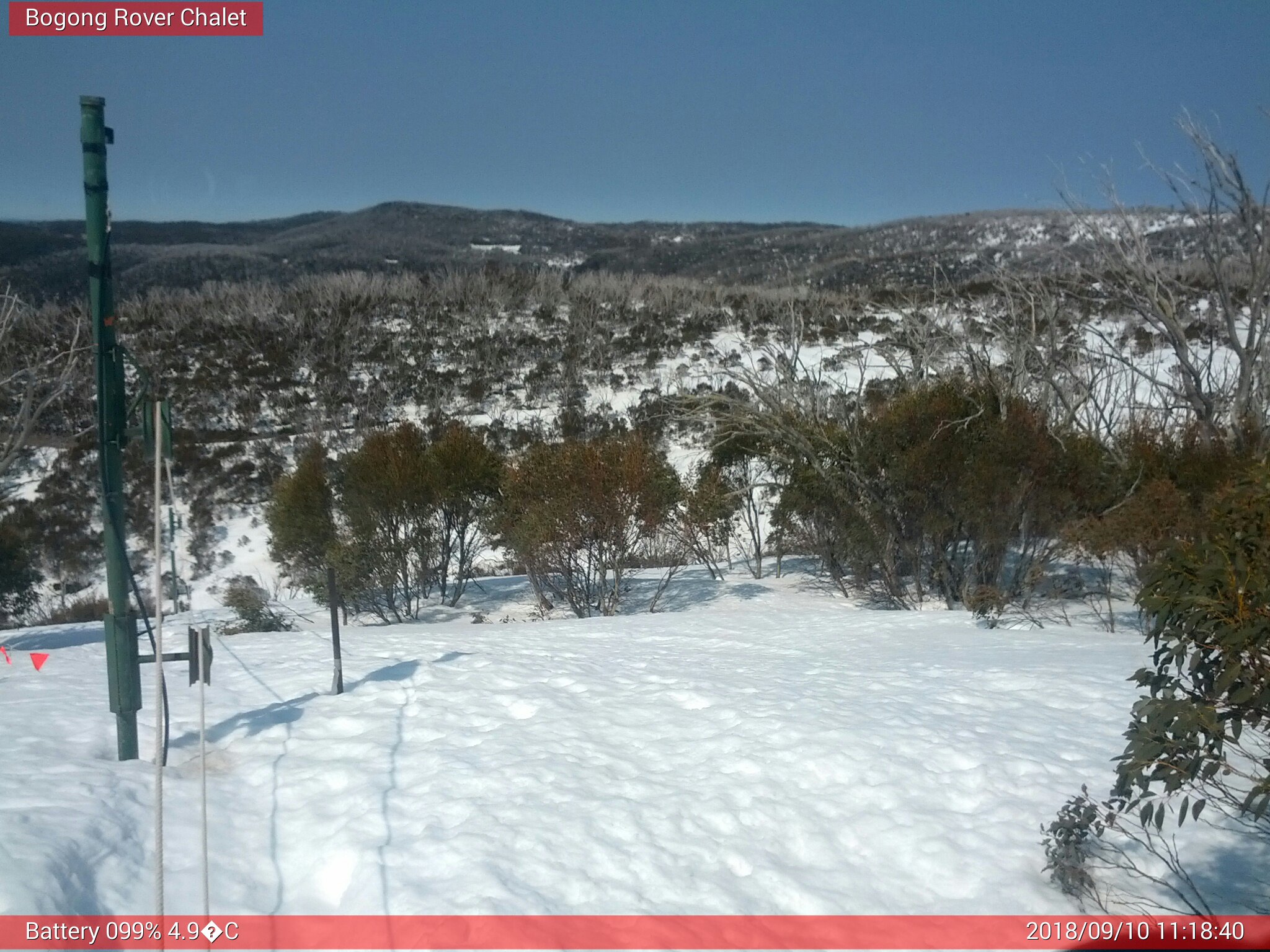 Bogong Web Cam 11:18am Monday 10th of September 2018