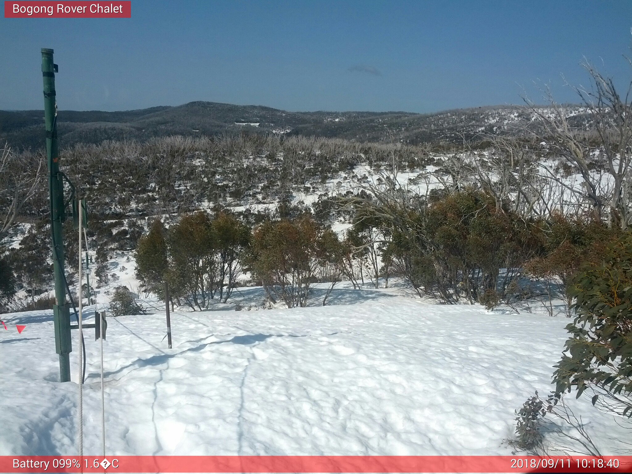 Bogong Web Cam 10:18am Tuesday 11th of September 2018