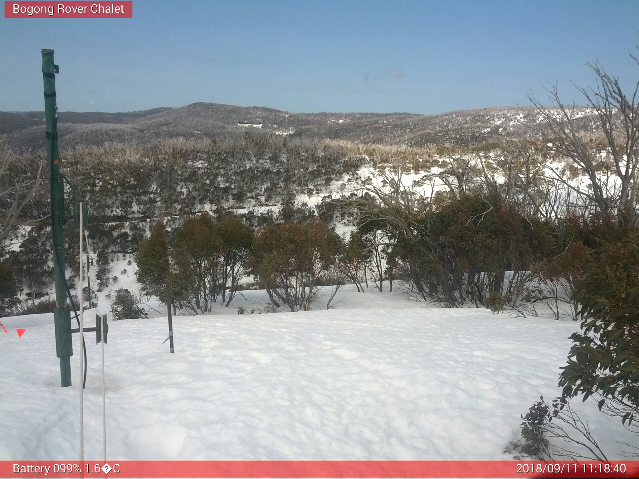 Bogong Web Cam 11:18am Tuesday 11th of September 2018