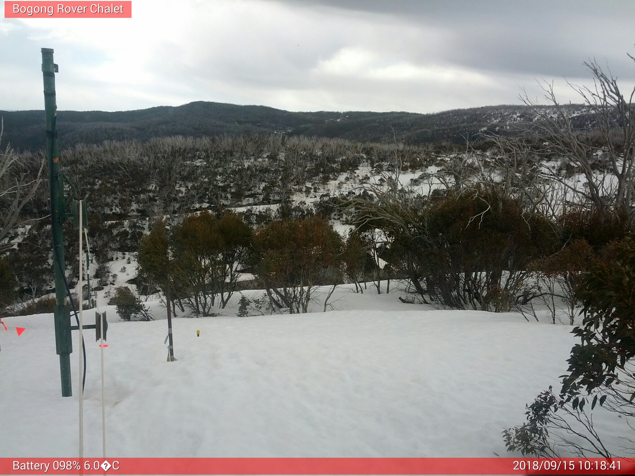 Bogong Web Cam 10:18am Saturday 15th of September 2018