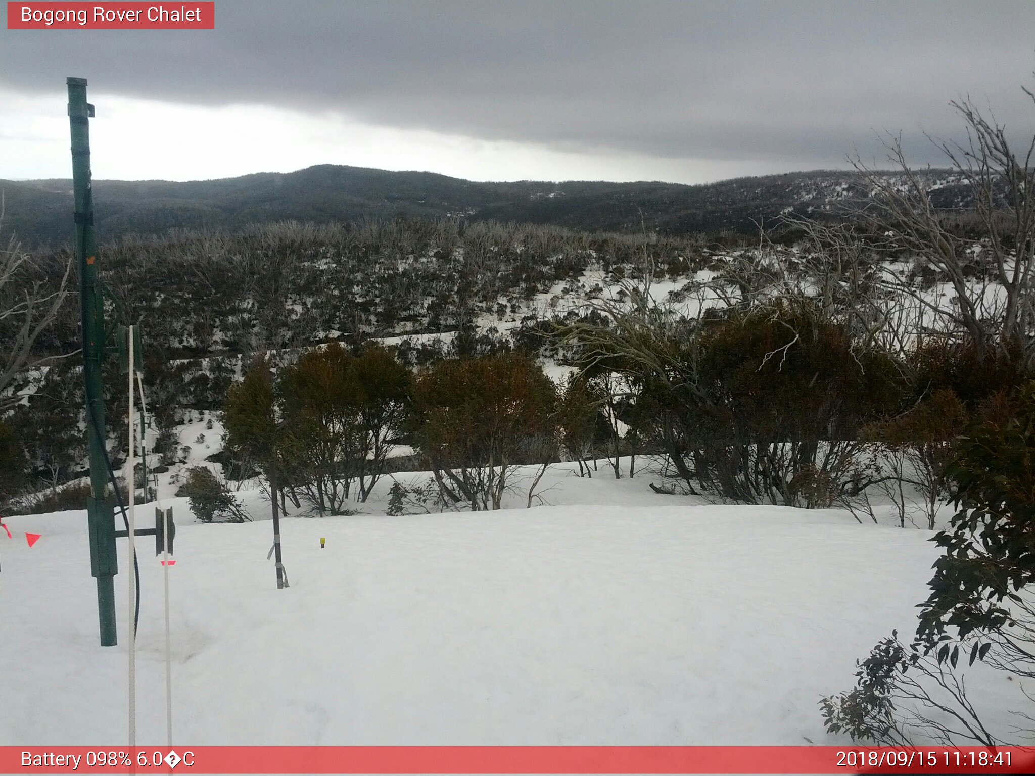 Bogong Web Cam 11:18am Saturday 15th of September 2018