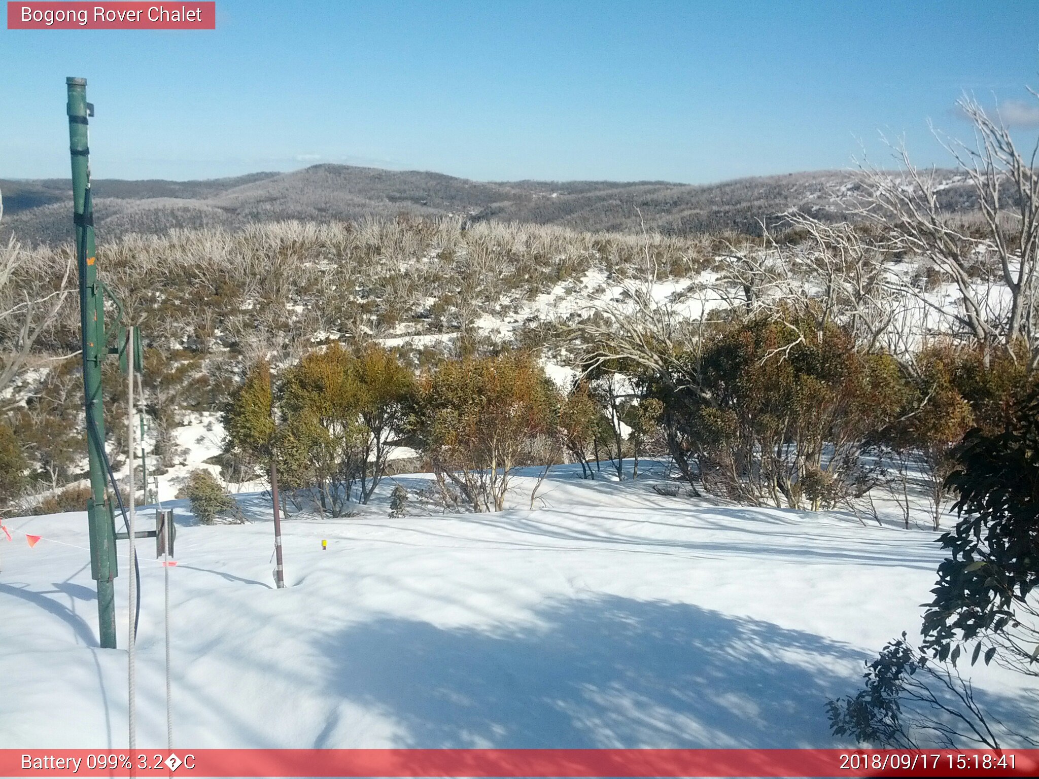 Bogong Web Cam 3:18pm Monday 17th of September 2018