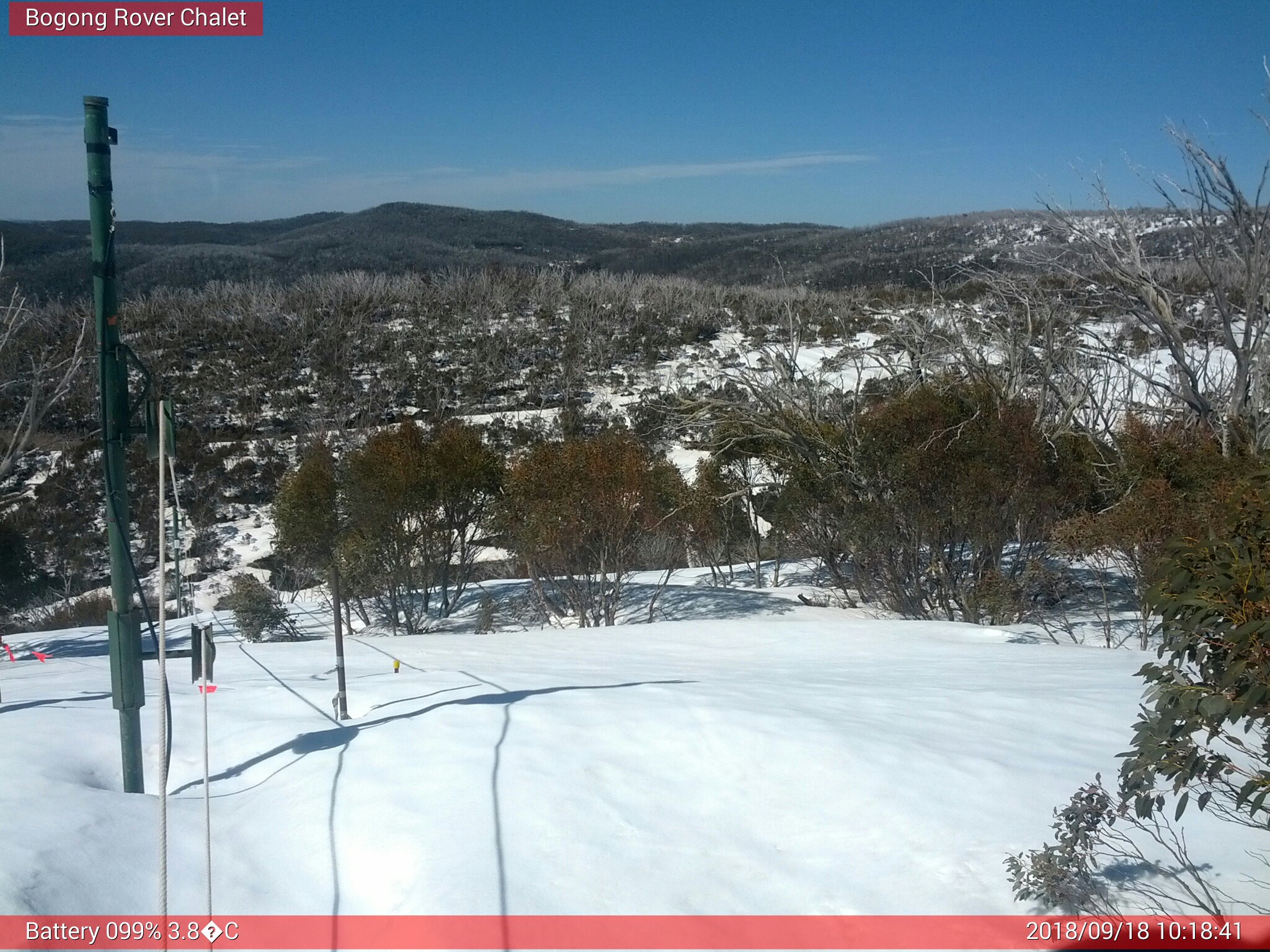 Bogong Web Cam 10:18am Tuesday 18th of September 2018