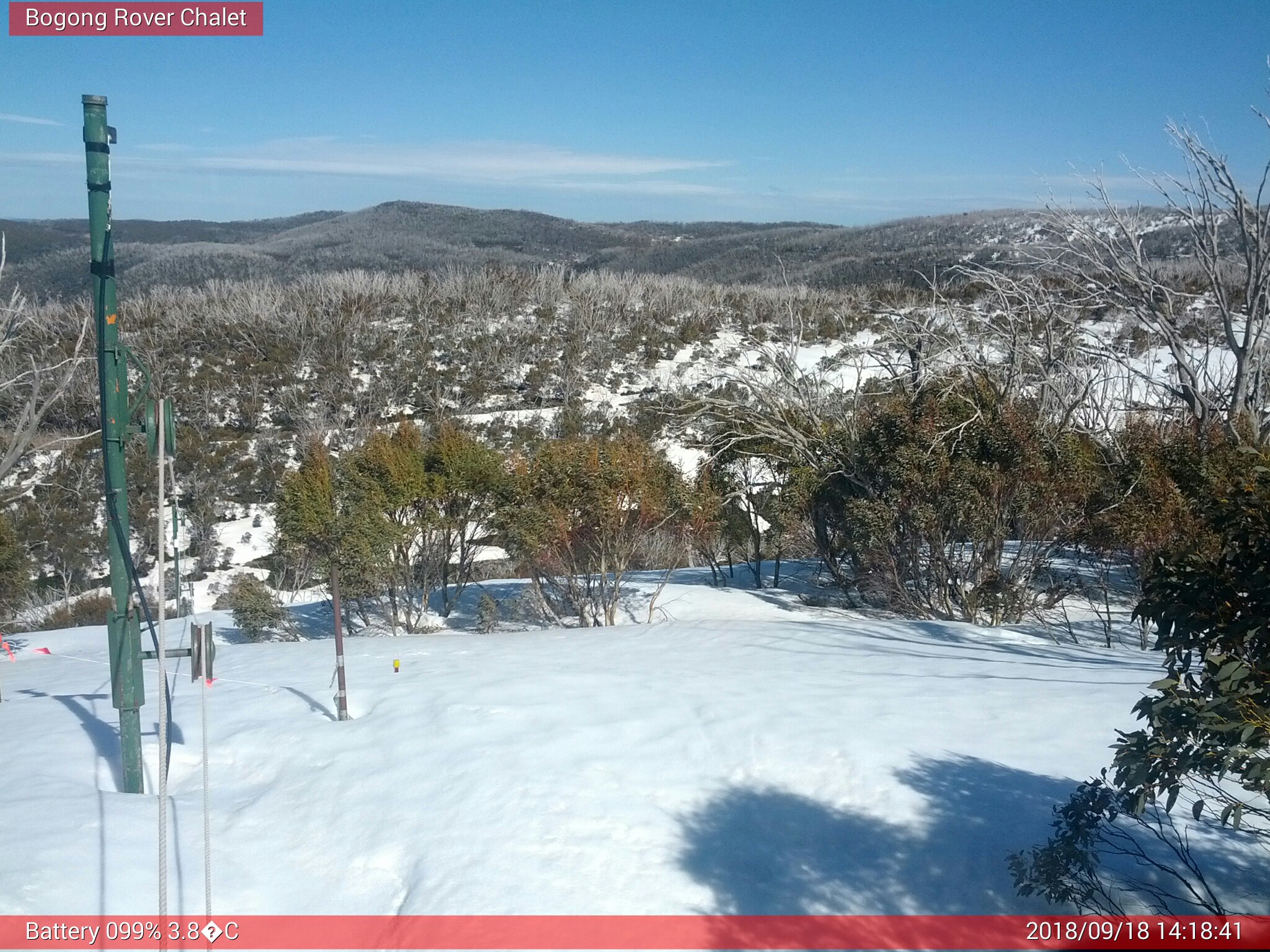 Bogong Web Cam 2:18pm Tuesday 18th of September 2018