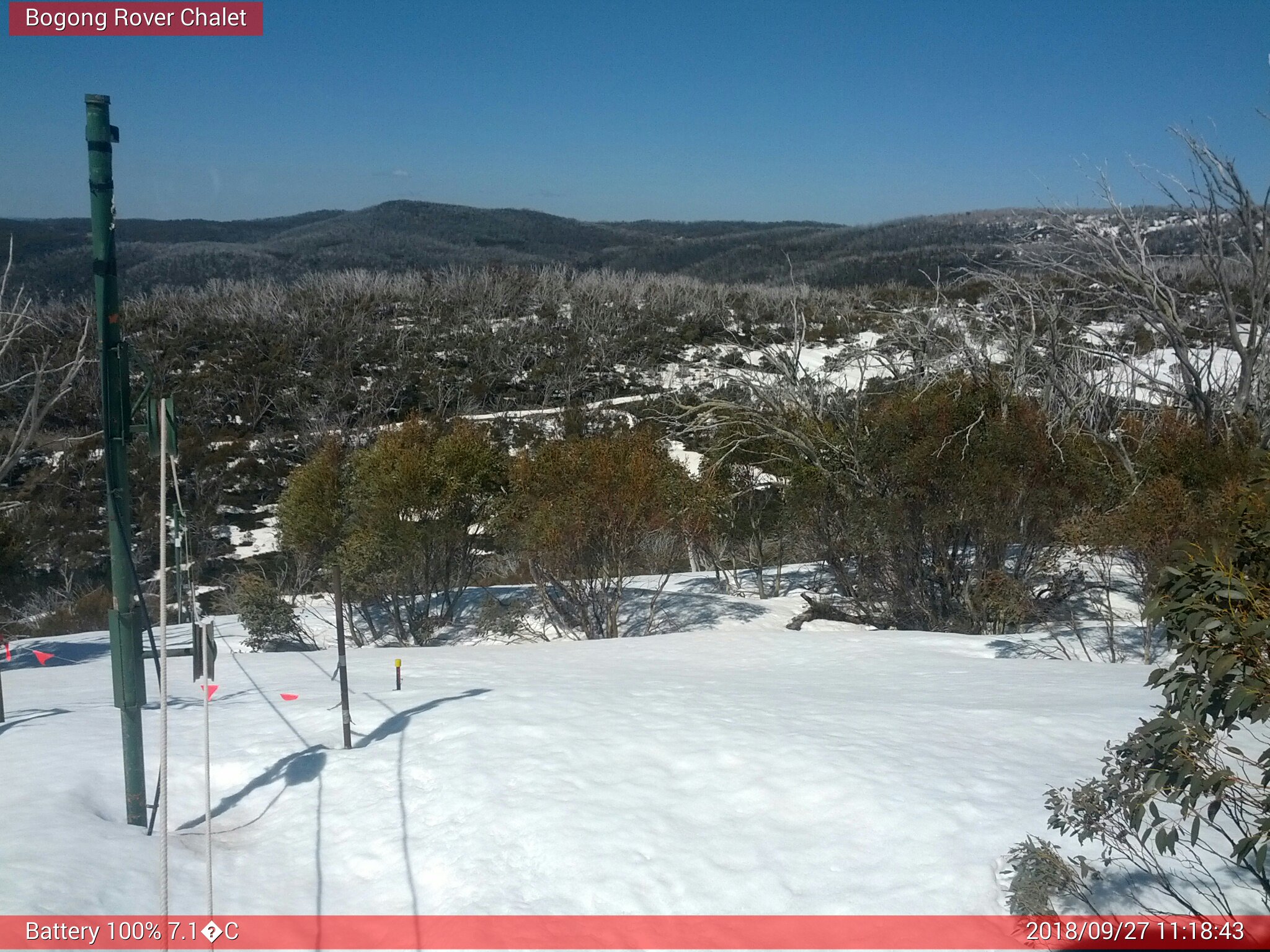 Bogong Web Cam 11:18am Thursday 27th of September 2018