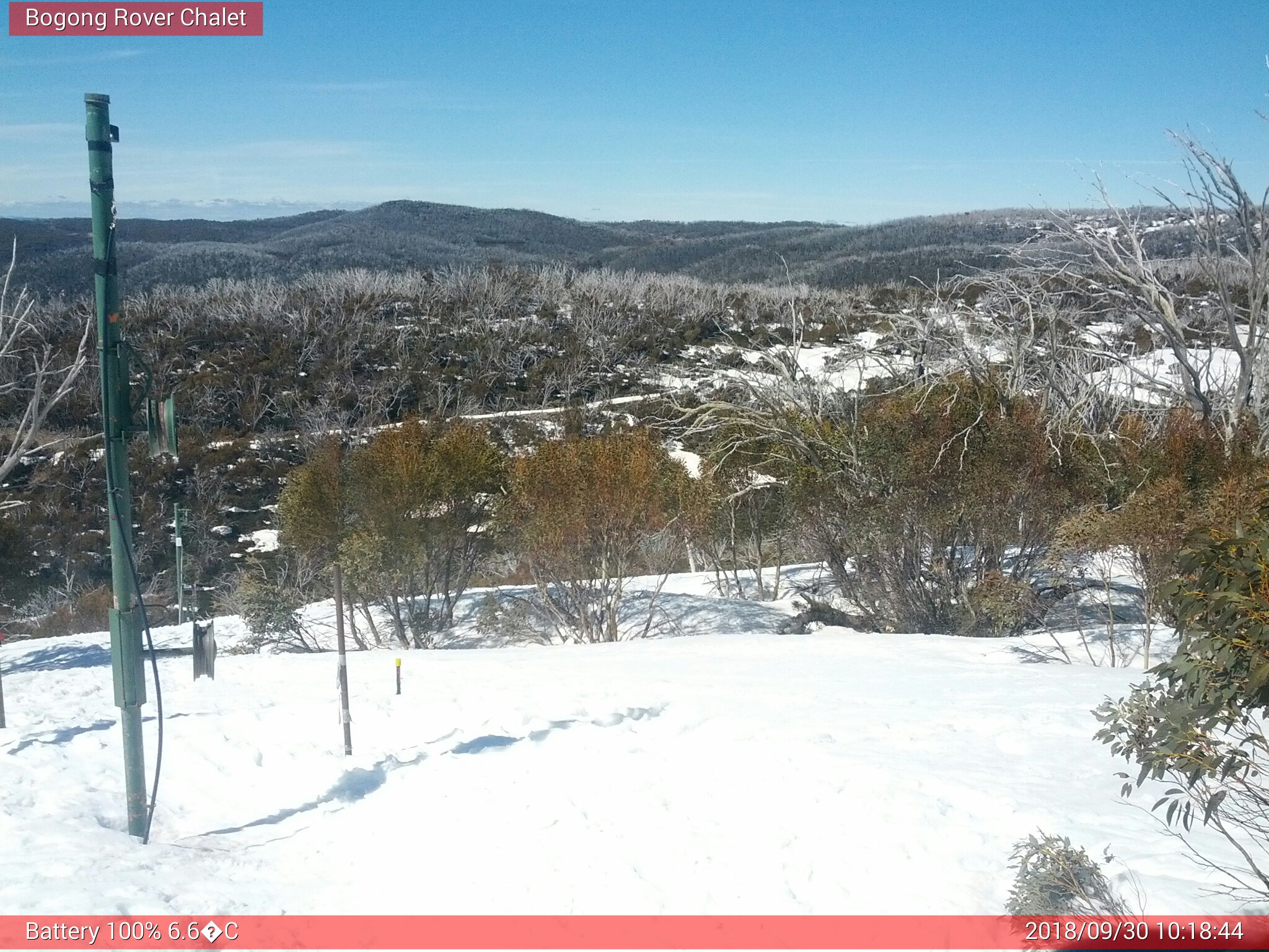 Bogong Web Cam 10:18am Sunday 30th of September 2018