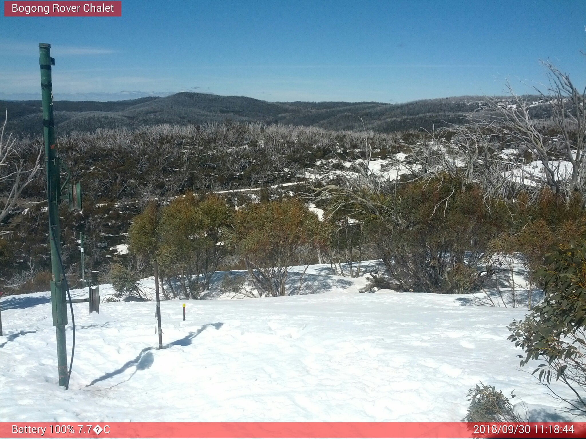 Bogong Web Cam 11:18am Sunday 30th of September 2018