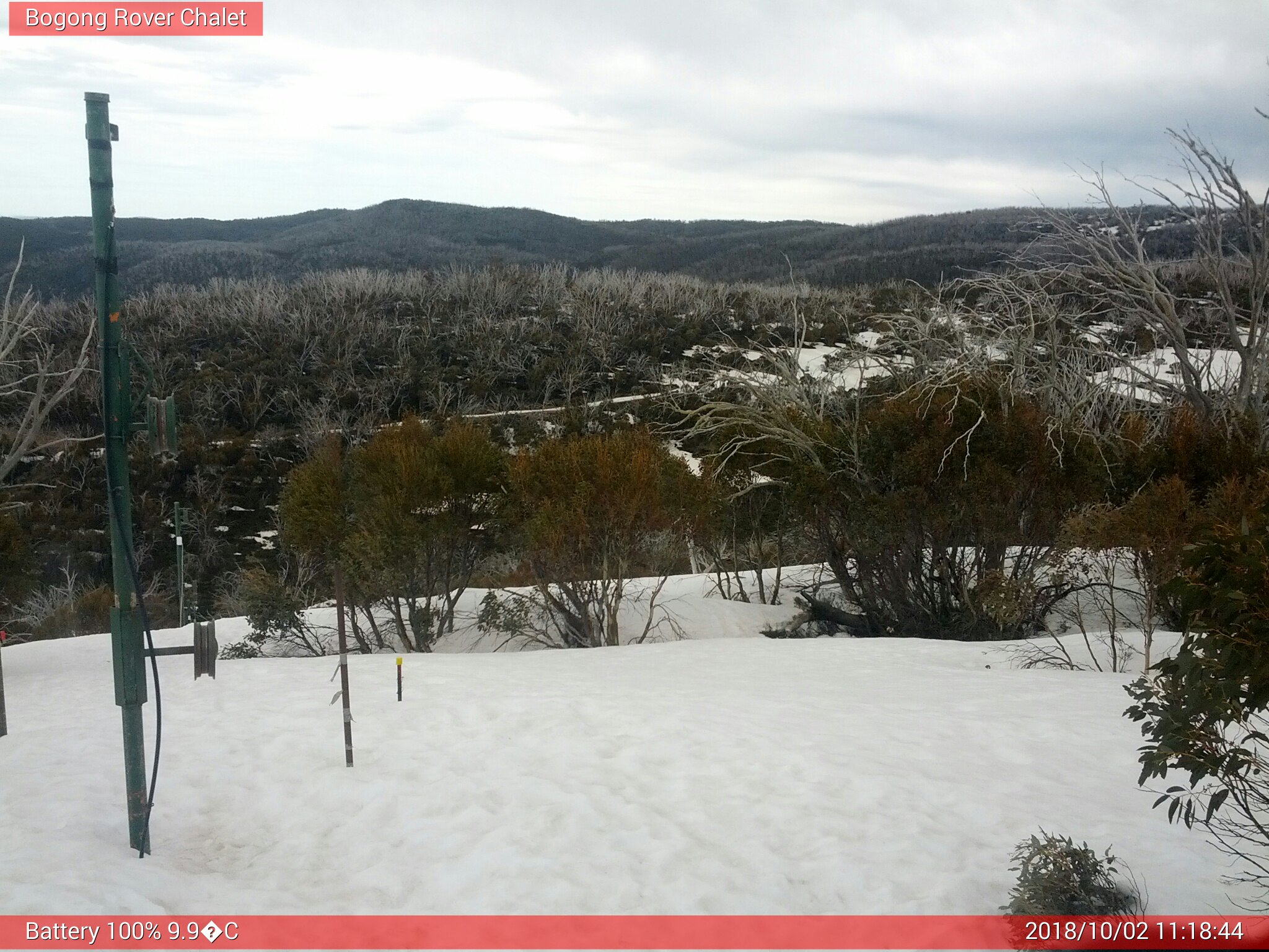 Bogong Web Cam 11:18am Tuesday 2nd of October 2018