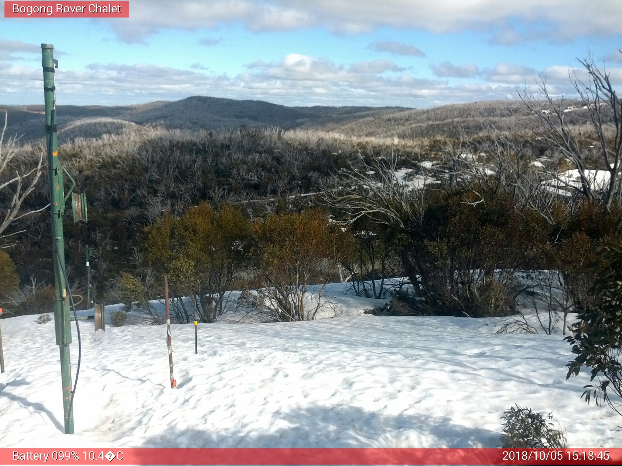 Bogong Web Cam 3:18pm Friday 5th of October 2018