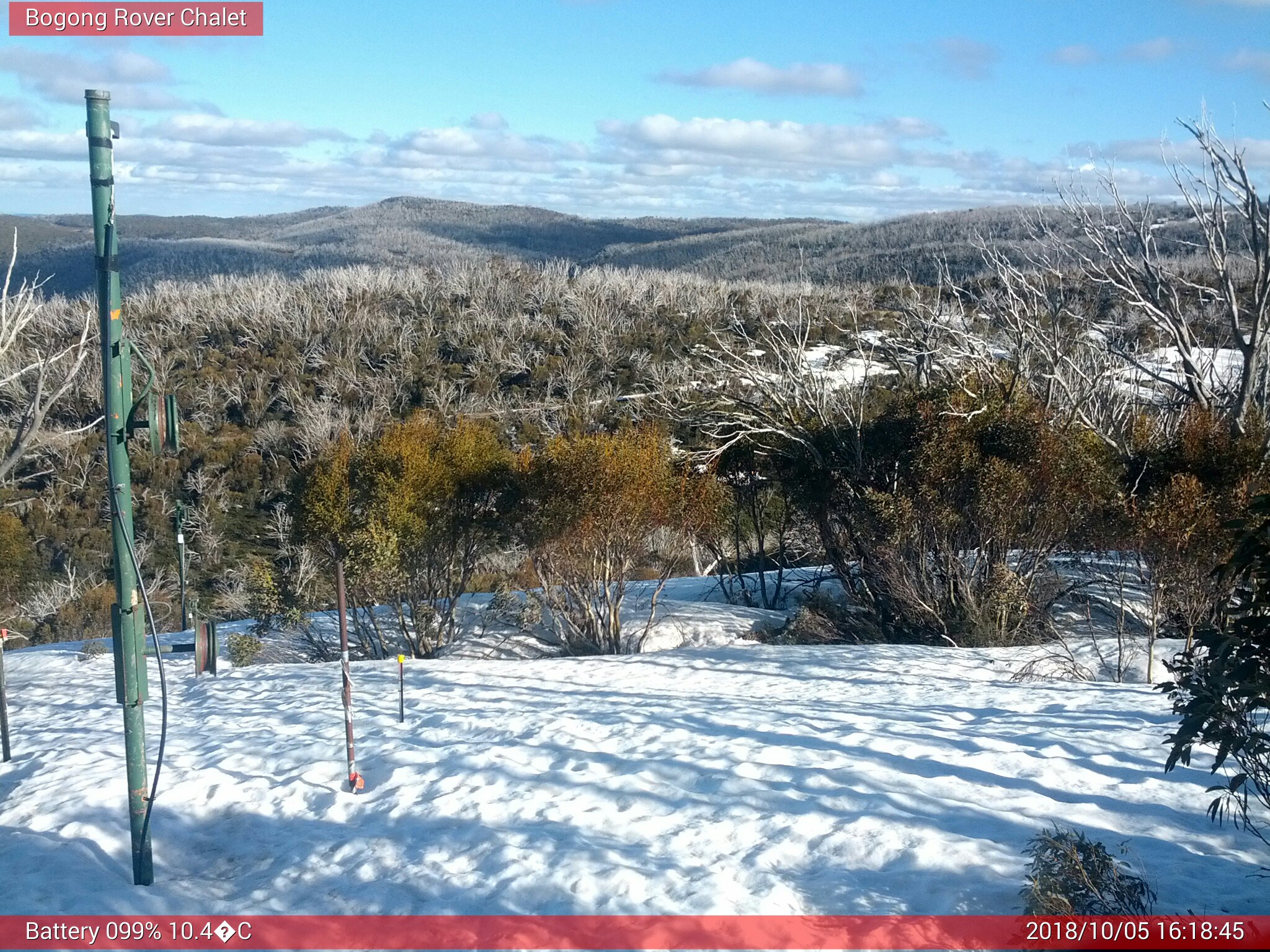 Bogong Web Cam 4:18pm Friday 5th of October 2018