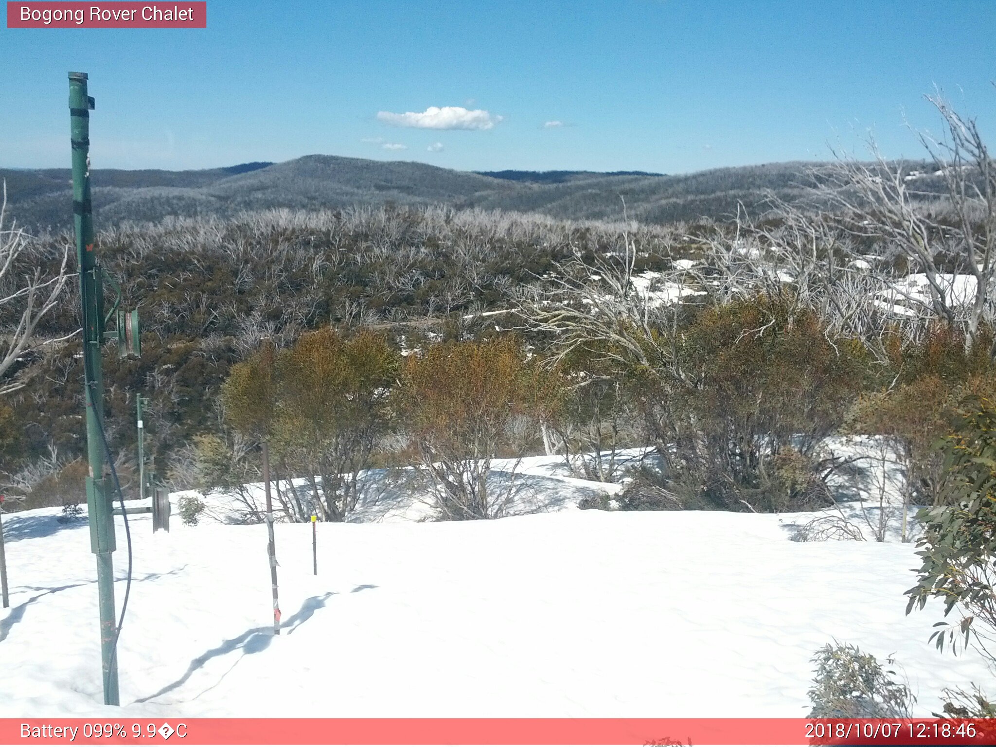 Bogong Web Cam 12:18pm Sunday 7th of October 2018