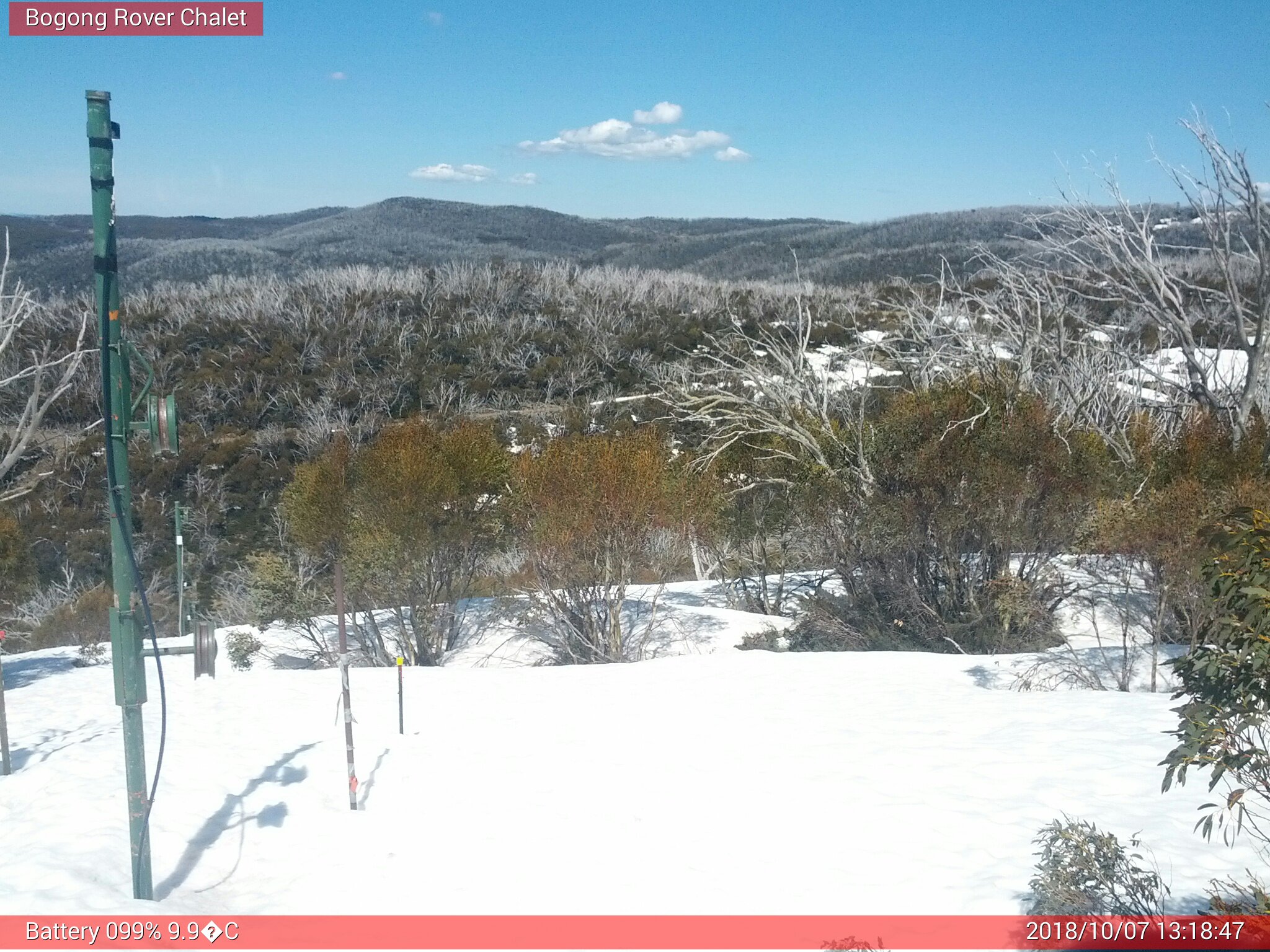 Bogong Web Cam 1:18pm Sunday 7th of October 2018