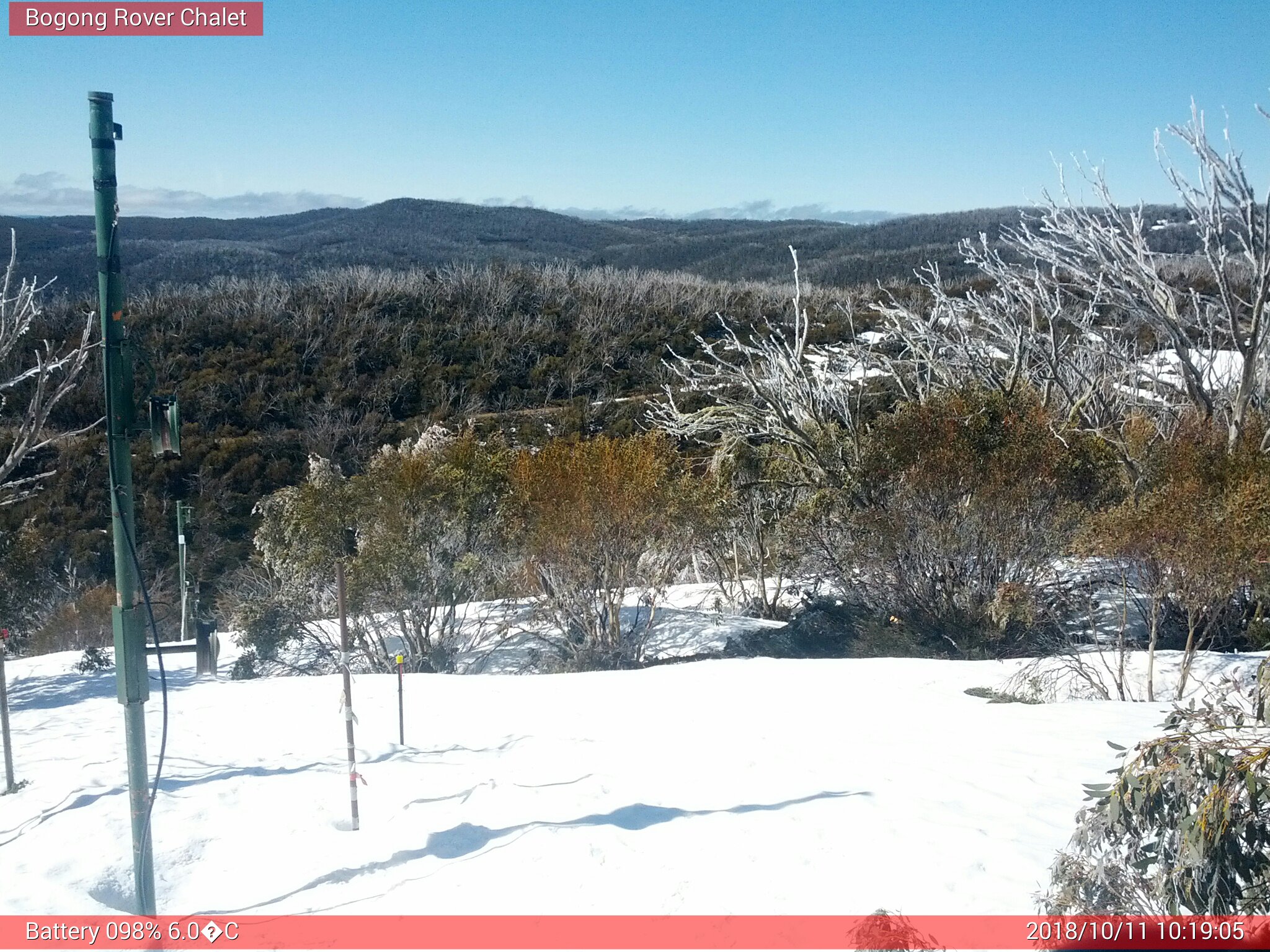 Bogong Web Cam 10:19am Thursday 11th of October 2018