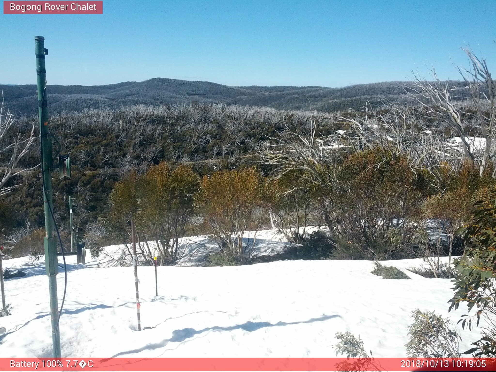 Bogong Web Cam 10:19am Saturday 13th of October 2018