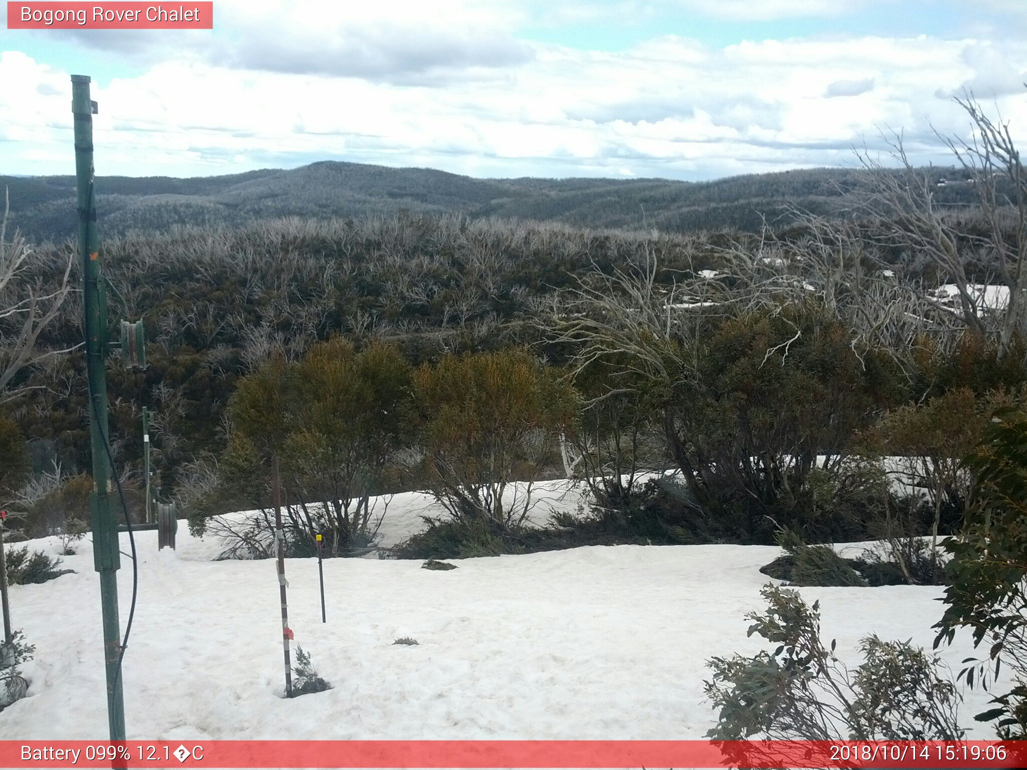 Bogong Web Cam 3:19pm Sunday 14th of October 2018