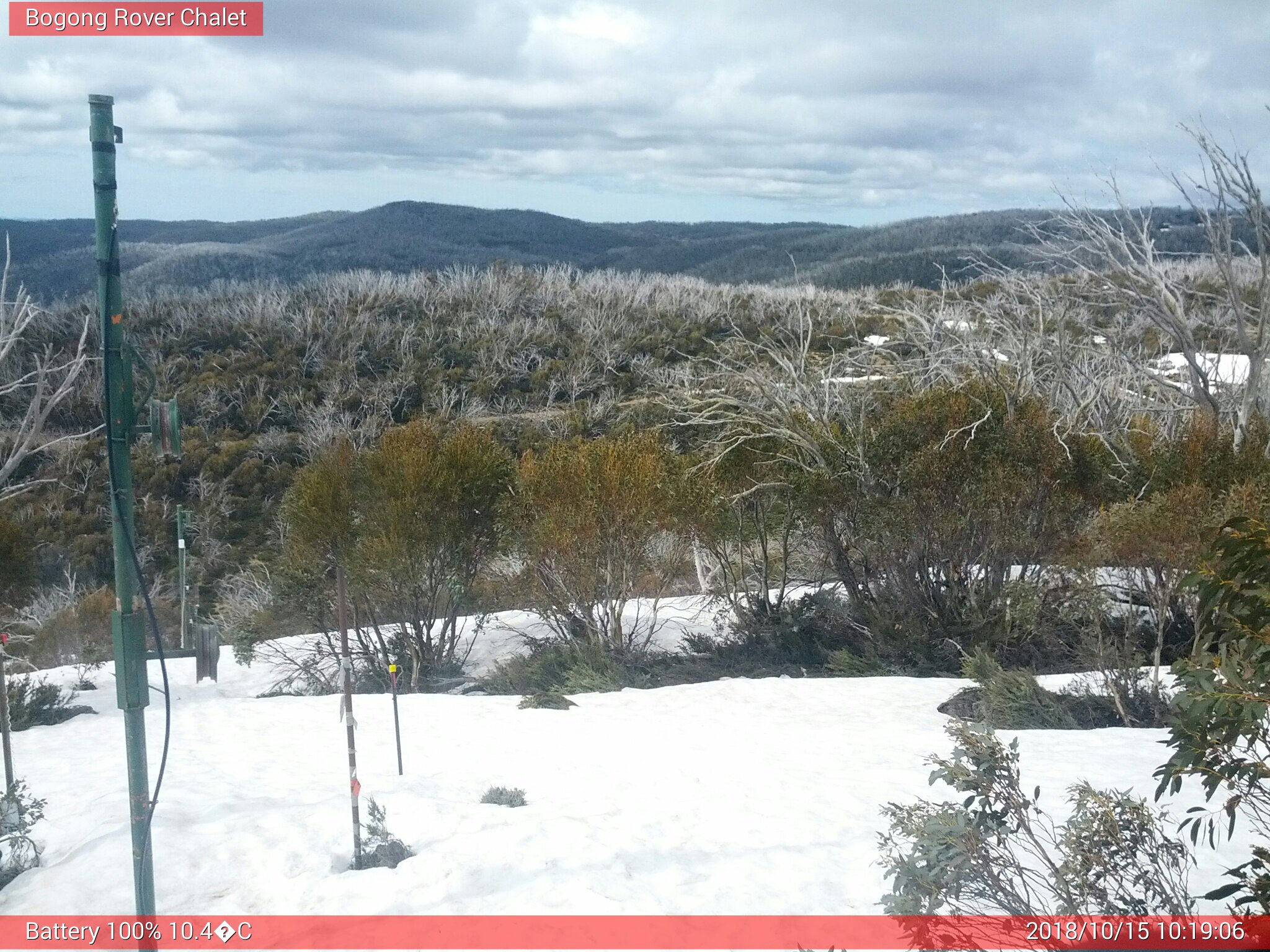 Bogong Web Cam 10:19am Monday 15th of October 2018