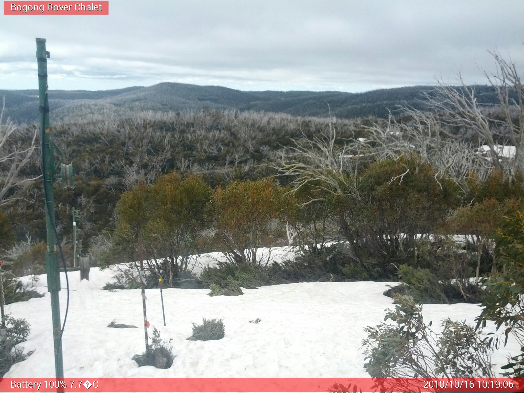 Bogong Web Cam 10:19am Tuesday 16th of October 2018