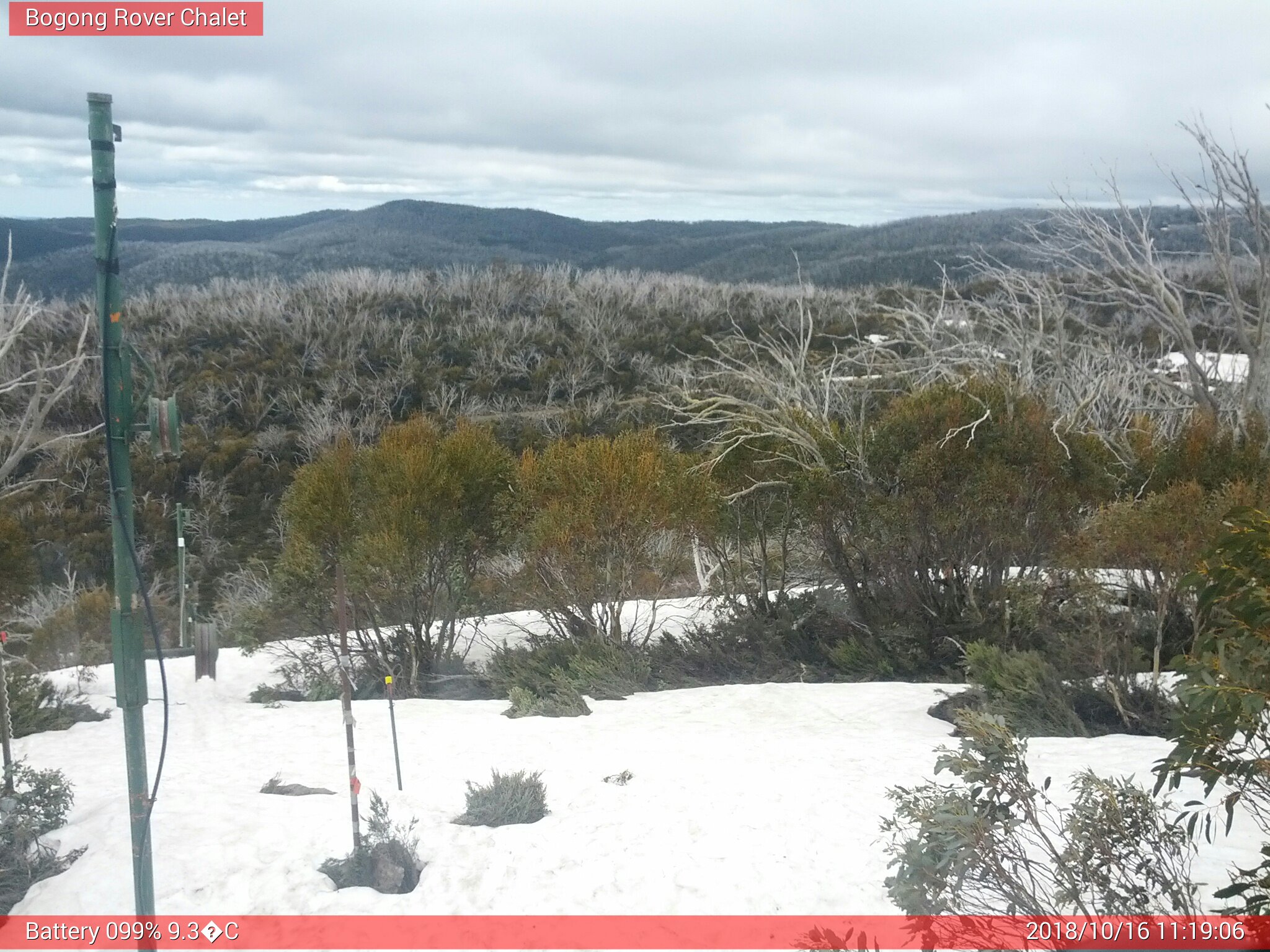 Bogong Web Cam 11:19am Tuesday 16th of October 2018