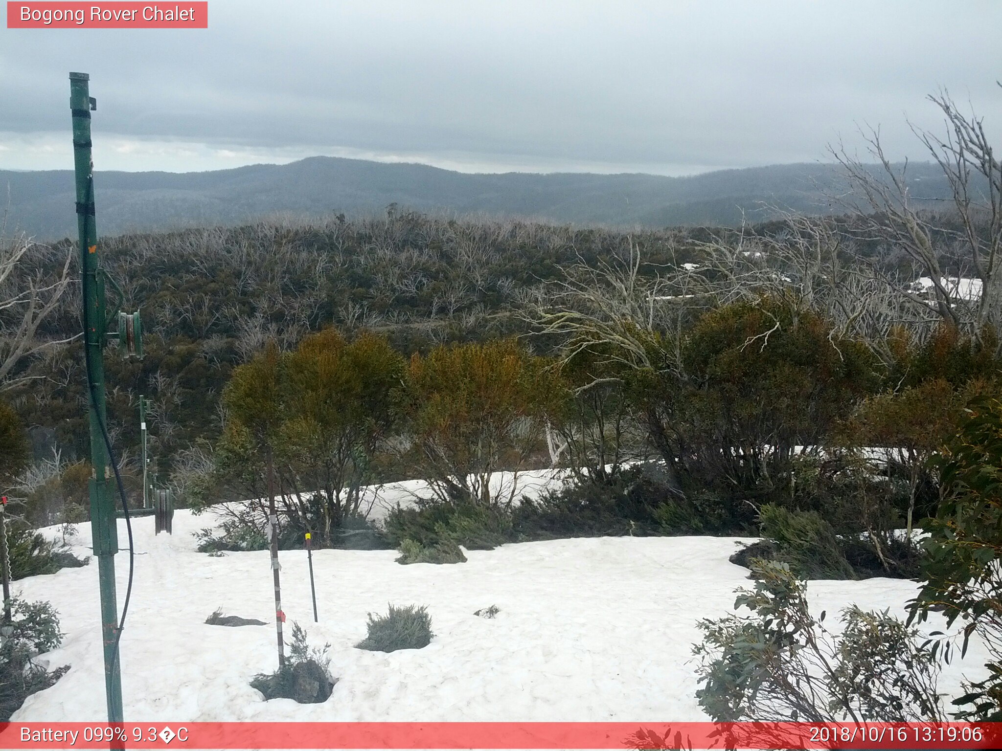 Bogong Web Cam 1:19pm Tuesday 16th of October 2018