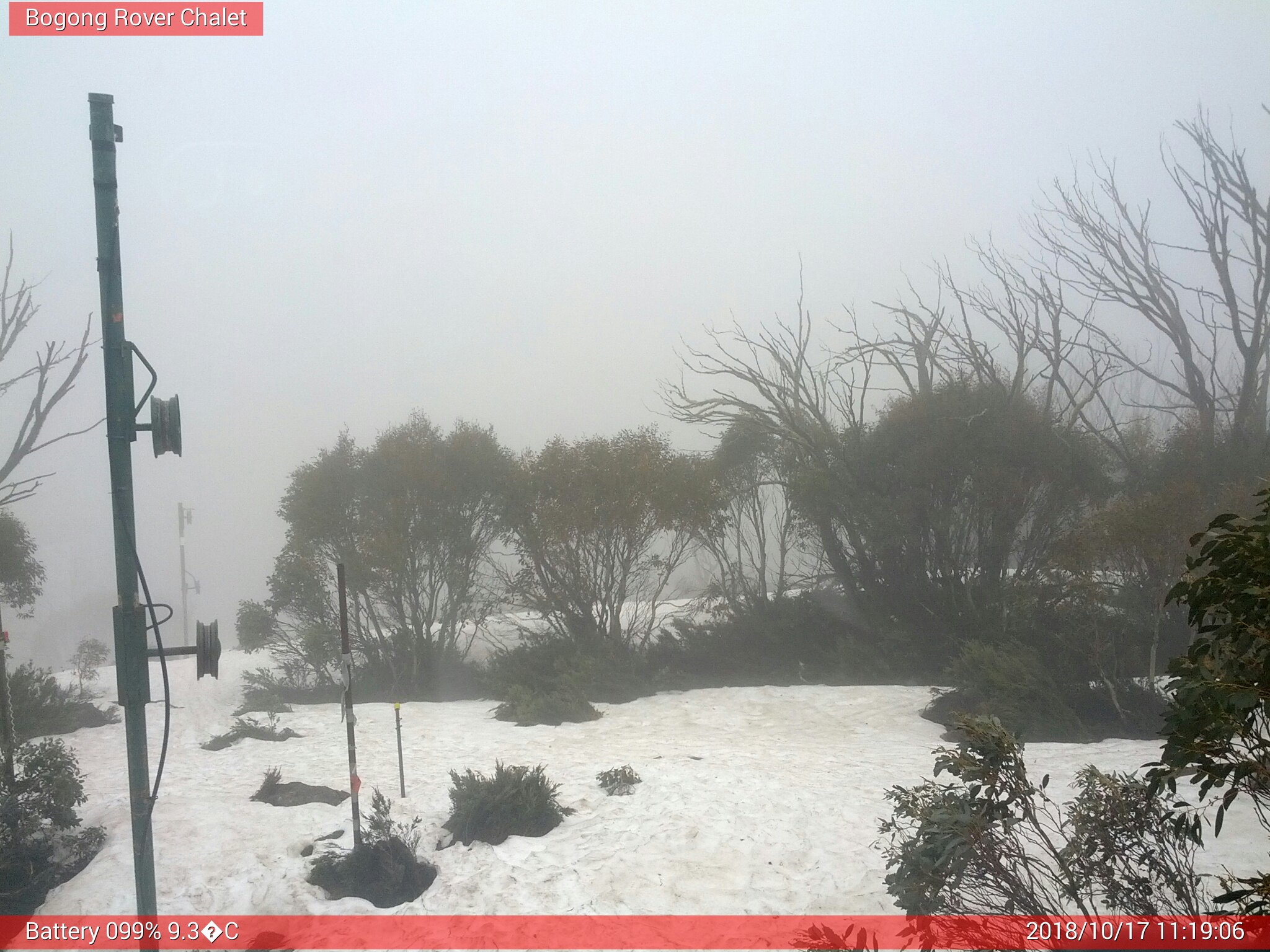 Bogong Web Cam 11:19am Wednesday 17th of October 2018