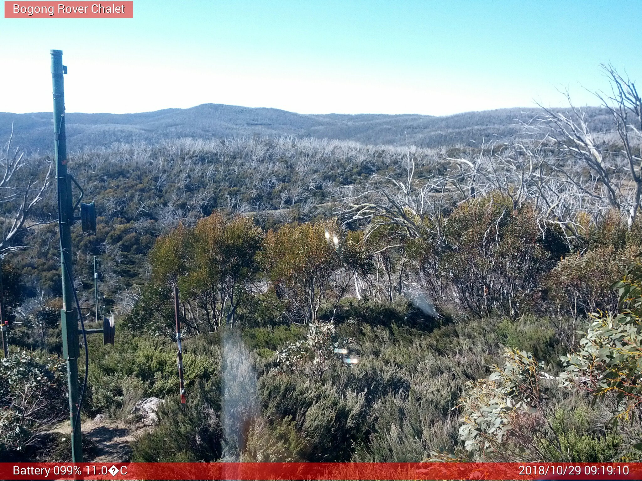 Bogong Web Cam 9:19am Monday 29th of October 2018