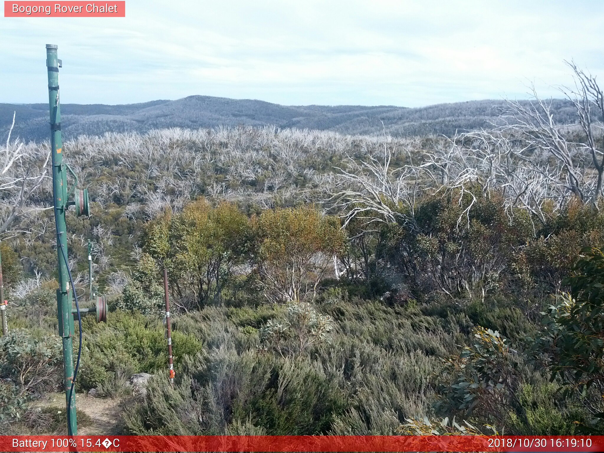 Bogong Web Cam 4:19pm Tuesday 30th of October 2018