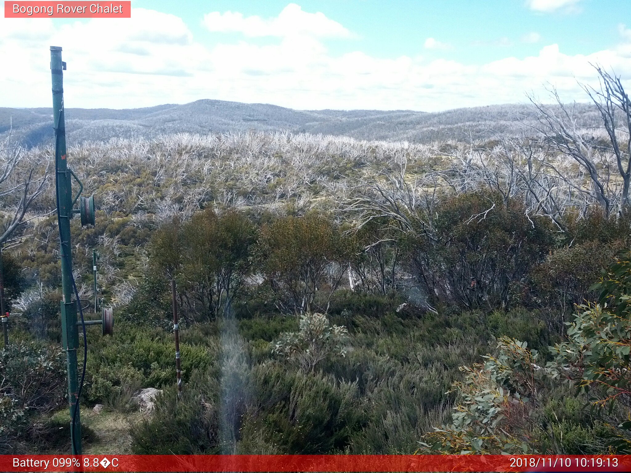 Bogong Web Cam 10:19am Saturday 10th of November 2018